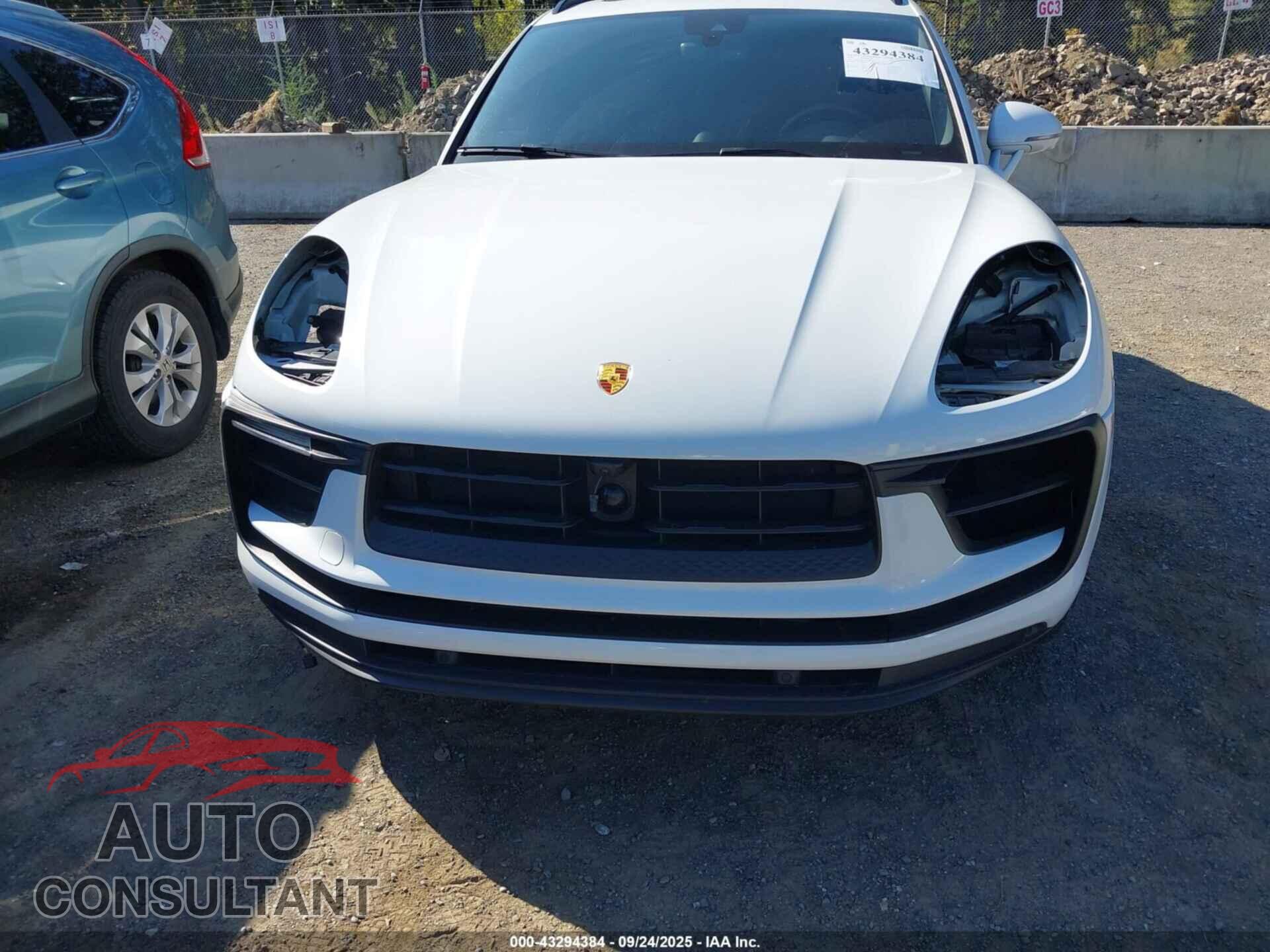 PORSCHE MACAN 2022 - WP1AA2A57NLB05341