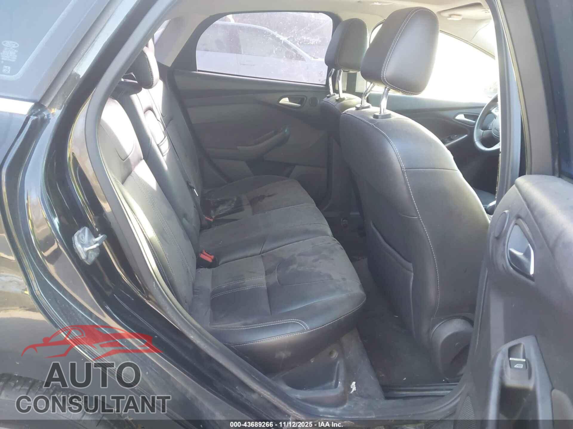 FORD FOCUS 2012 - 1FAHP3H2XCL120192