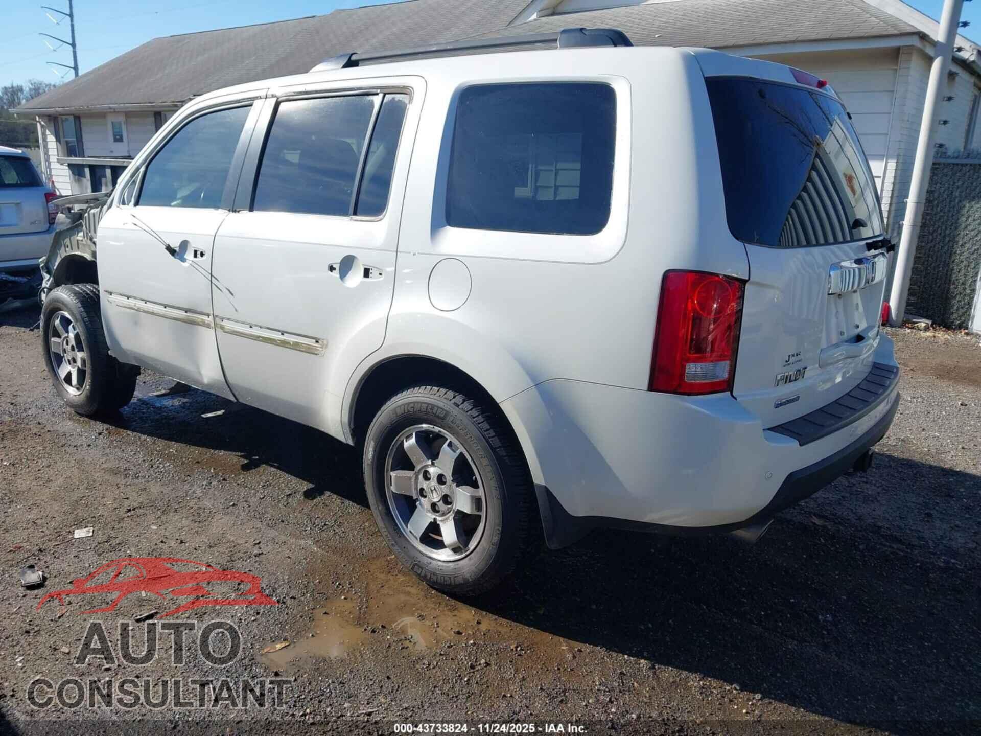 HONDA PILOT 2011 - 5FNYF4H99BB058043