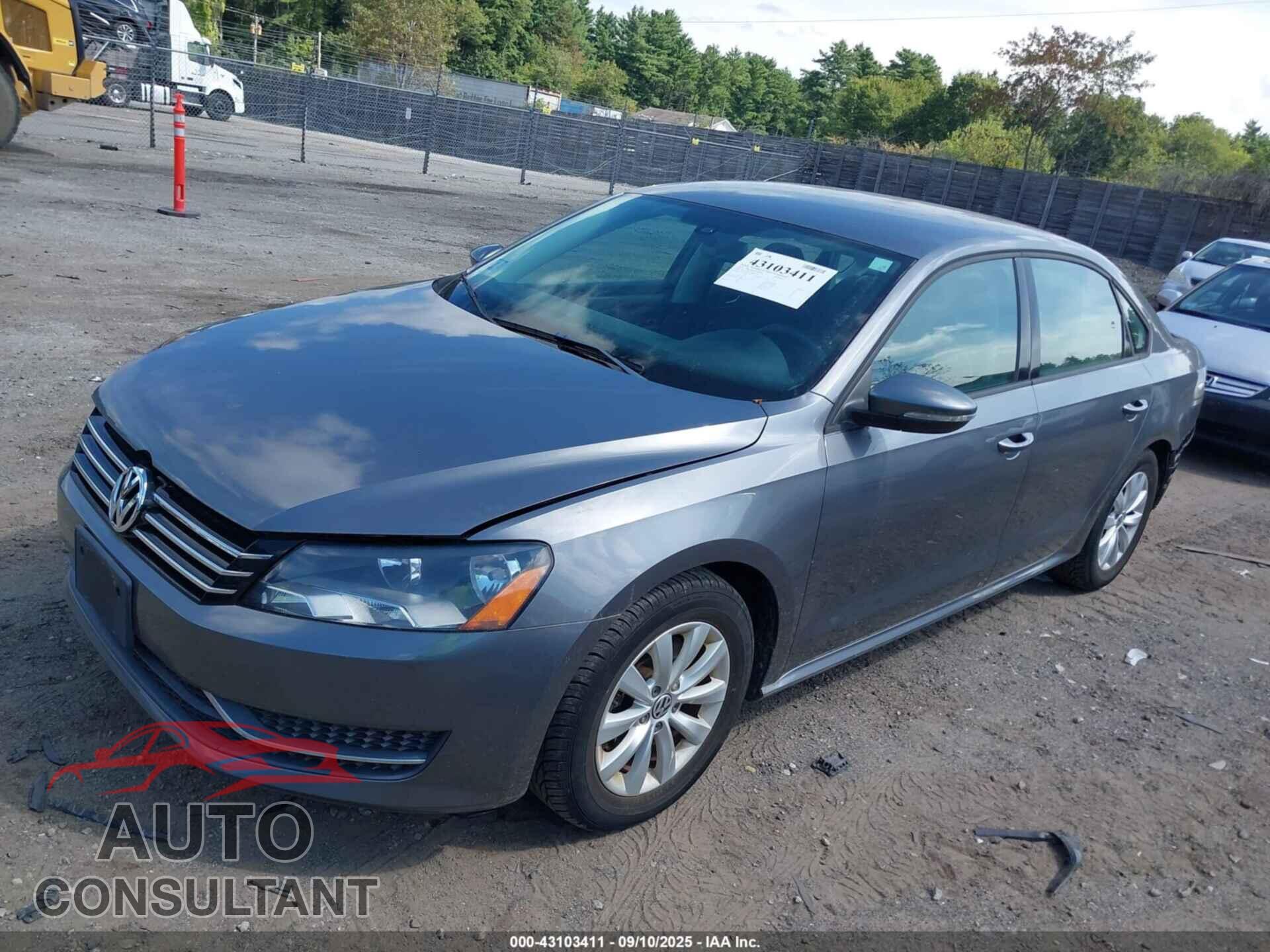 VOLKSWAGEN PASSAT 2012 - 1VWAP7A34CC061143