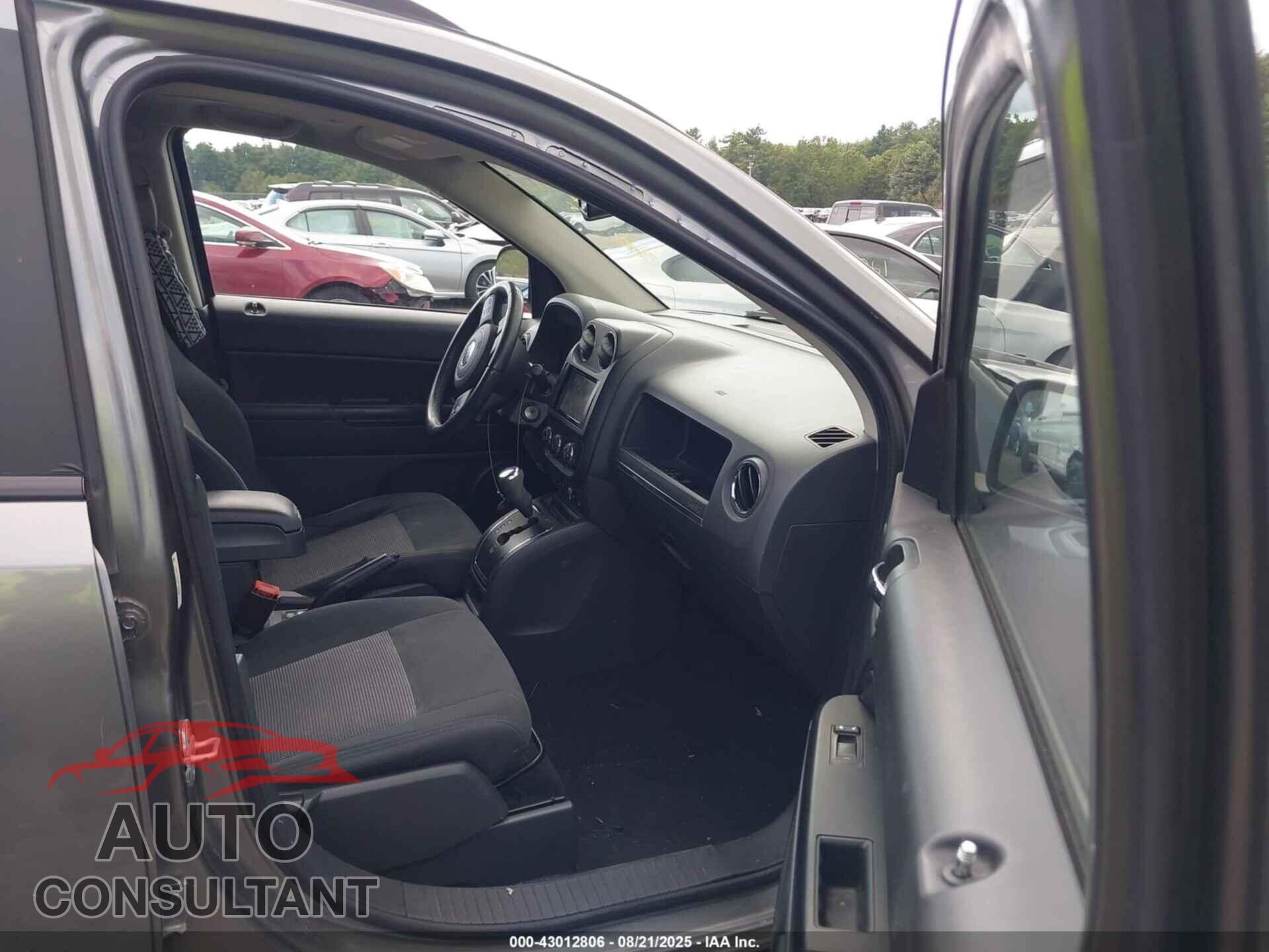 JEEP COMPASS 2011 - 1J4NF1FB3BD201786