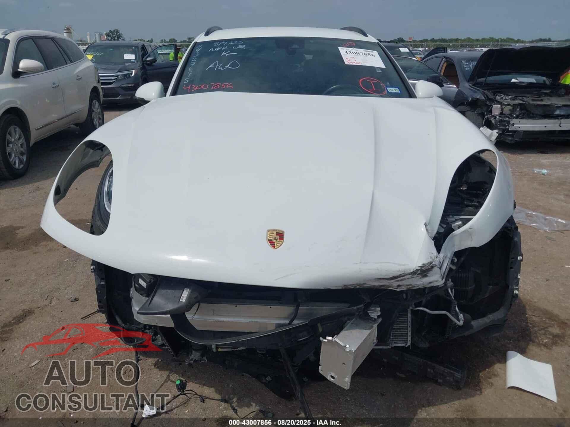 PORSCHE MACAN 2018 - WP1AA2A53JLB09882