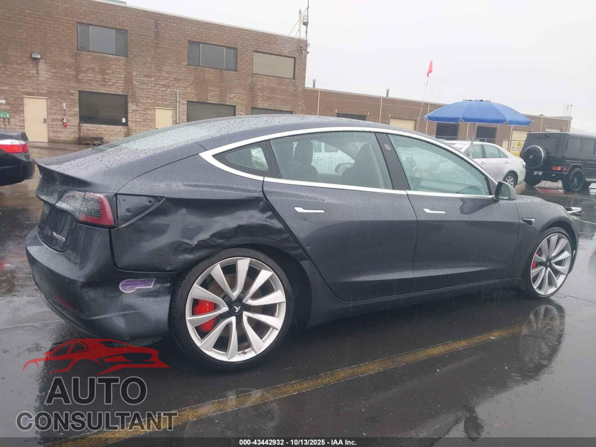 TESLA MODEL 3 2018 - 5YJ3E1EBXJF105842