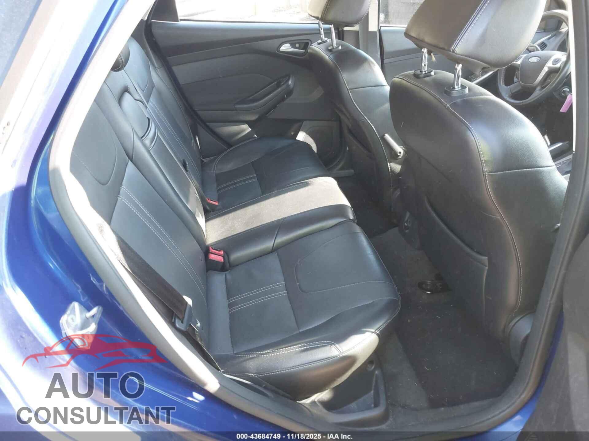 FORD FOCUS 2012 - 1FAHP3M2XCL453529
