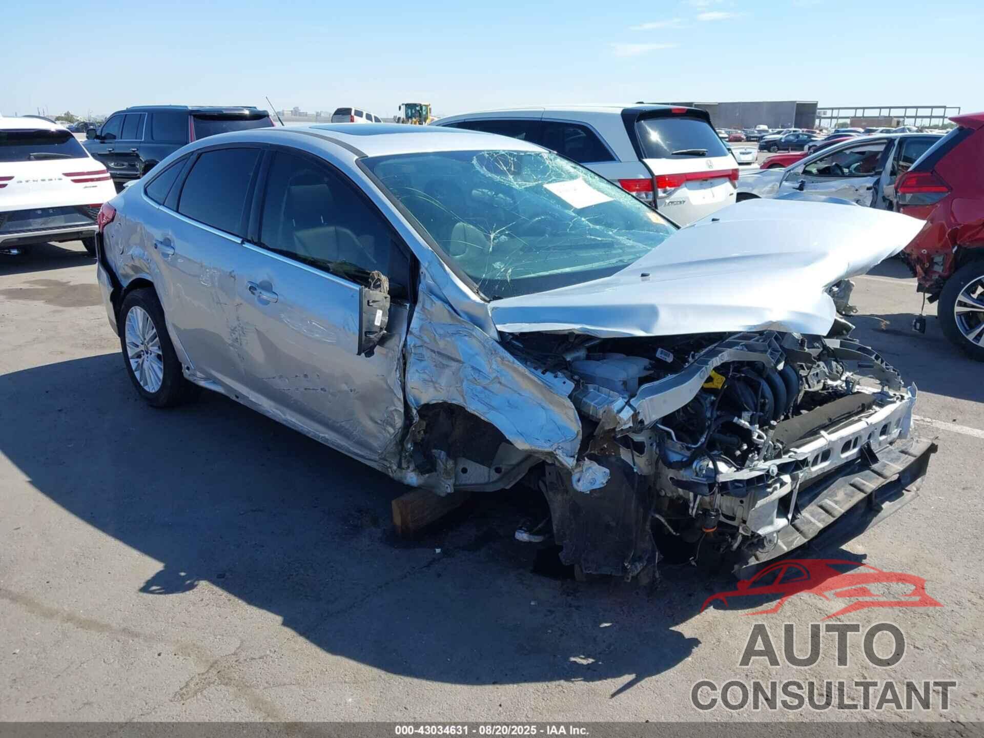 FORD FOCUS 2017 - 1FADP3J28HL336137