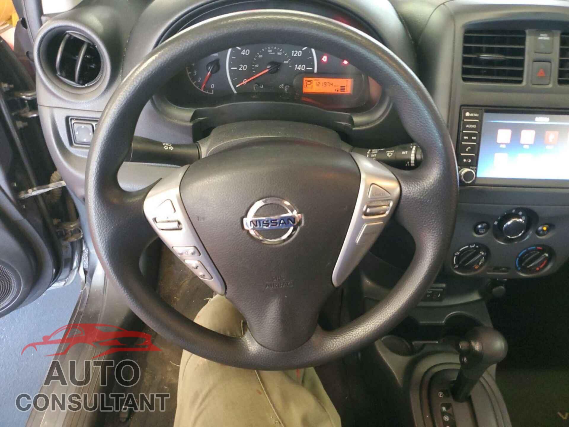NISSAN VERSA 2019 - 3N1CN7AP3KL825297