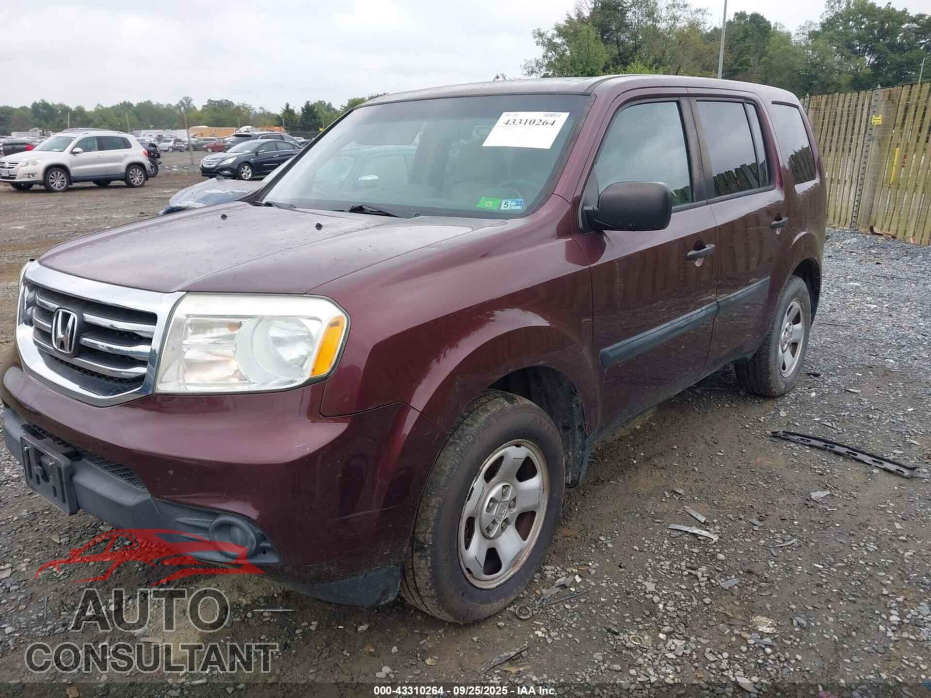 HONDA PILOT 2013 - 5FNYF4H21DB016102