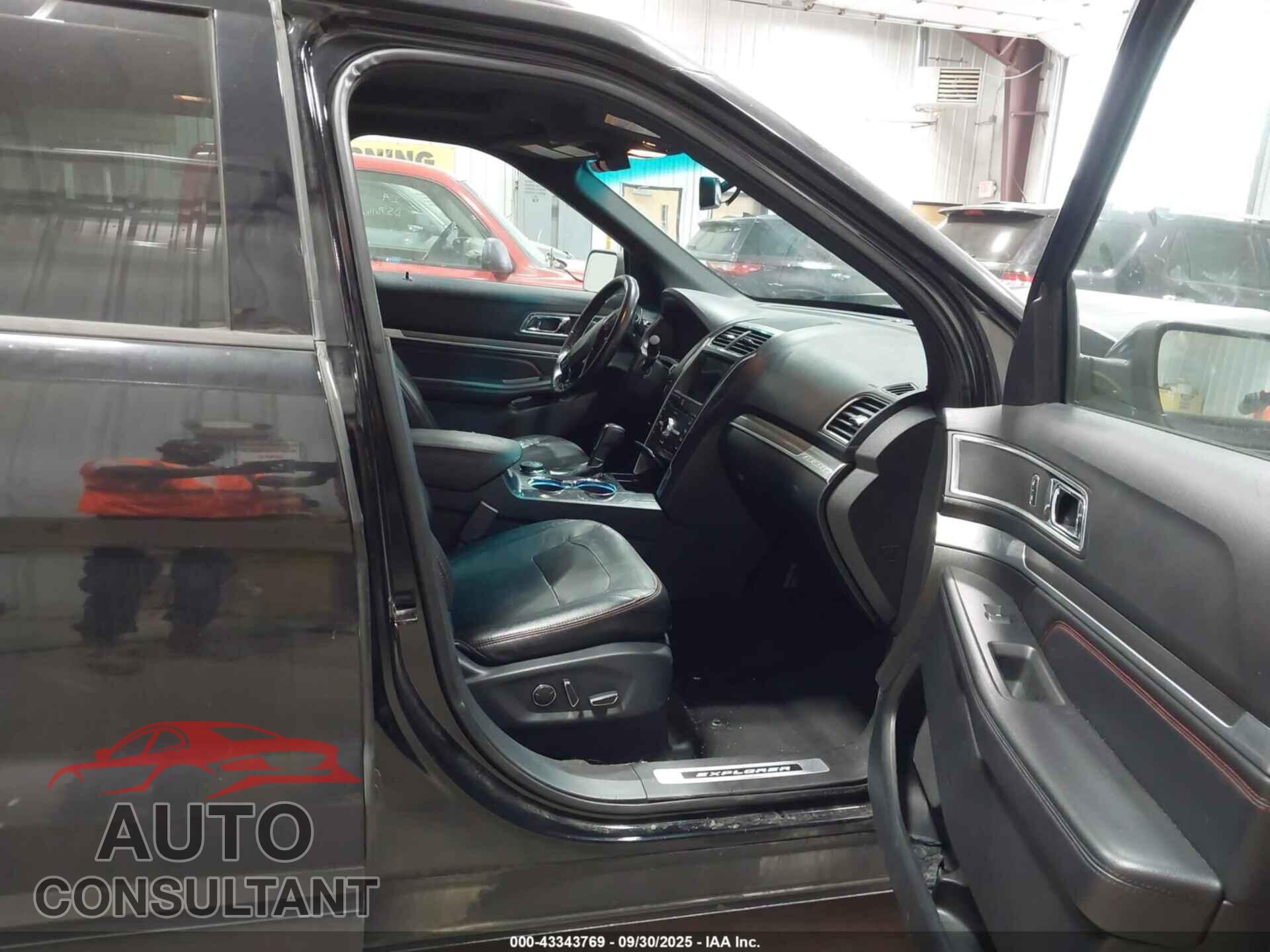 FORD EXPLORER 2017 - 1FM5K8GT8HGA01183