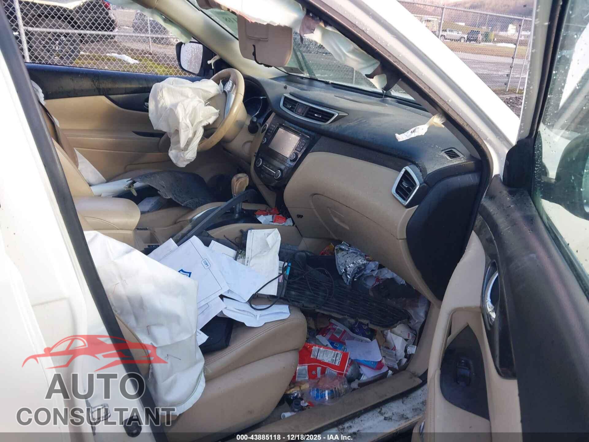 NISSAN ROGUE 2015 - 5N1AT2MV4FC793805