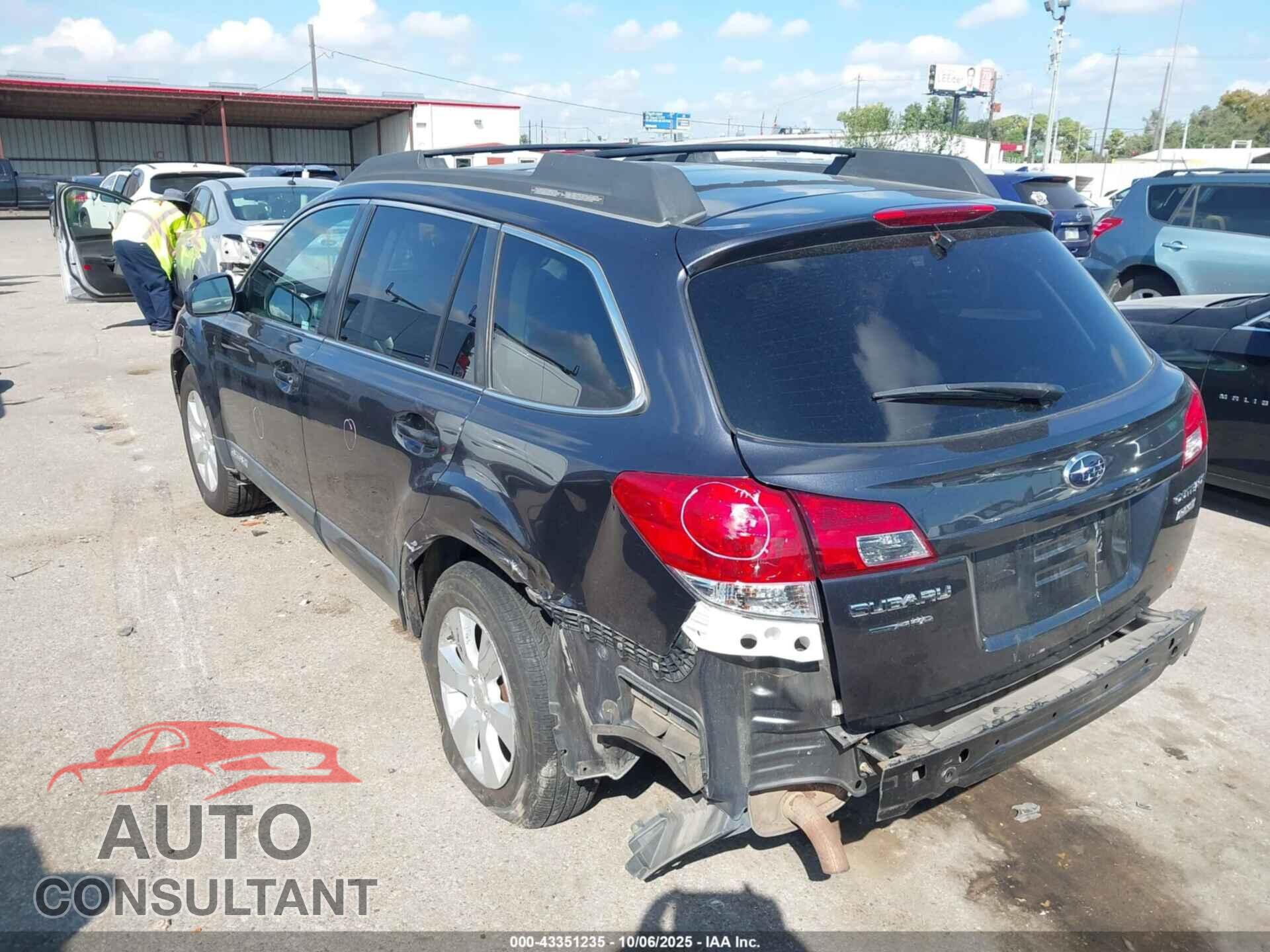 SUBARU OUTBACK 2010 - 4S4BRBKC0A3358504