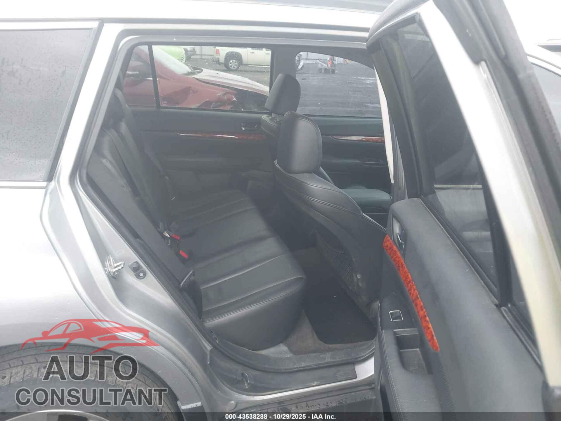 SUBARU OUTBACK 2011 - 4S4BRBKC0B3439441