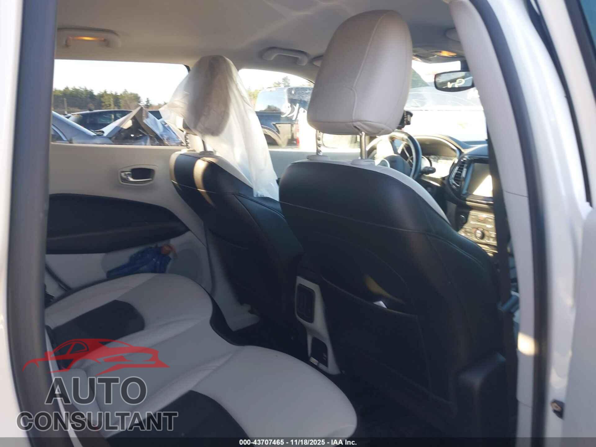 JEEP COMPASS 2020 - 3C4NJDCB3LT244952