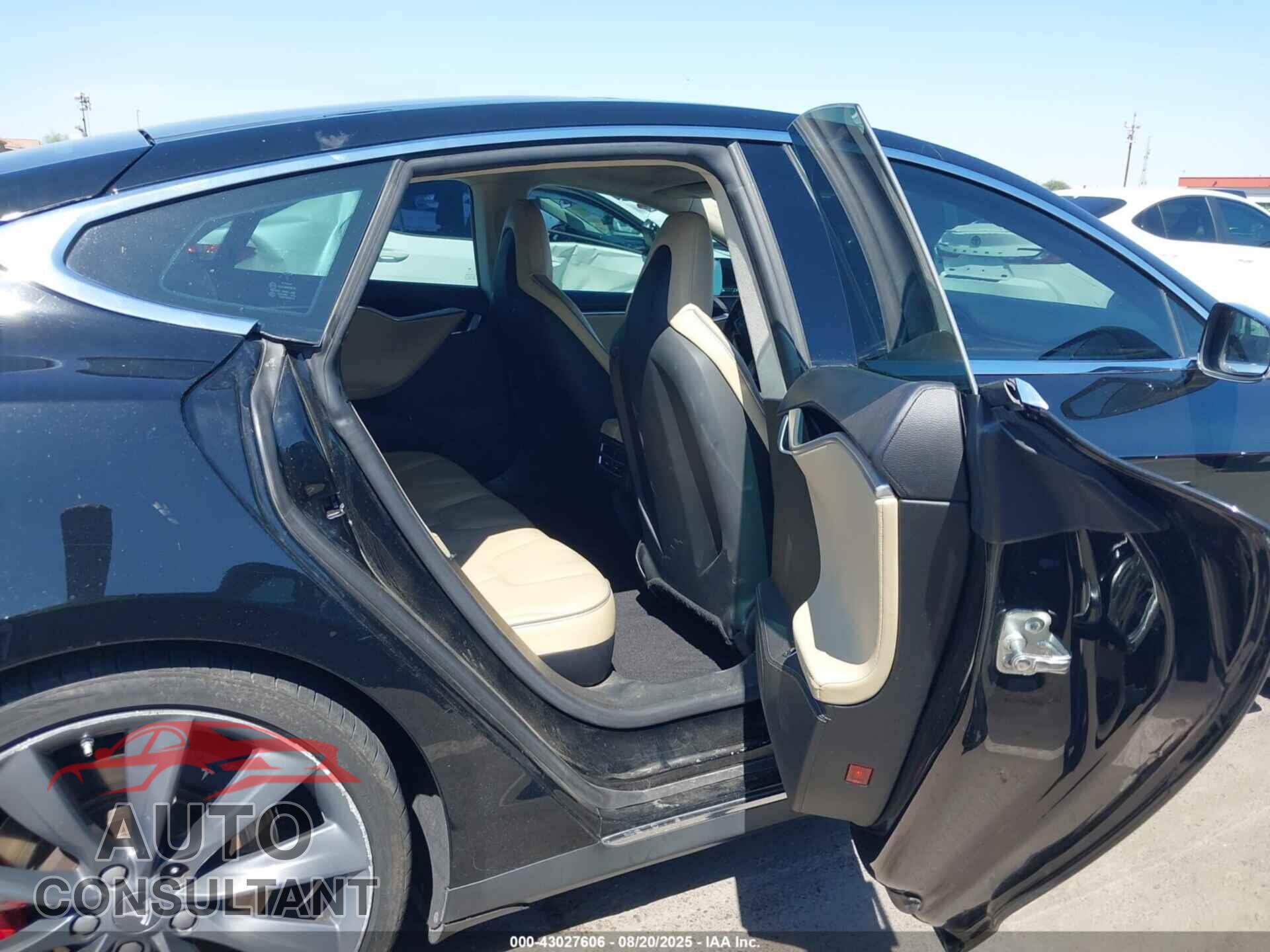 TESLA MODEL S 2014 - 5YJSA1H19EFP36954