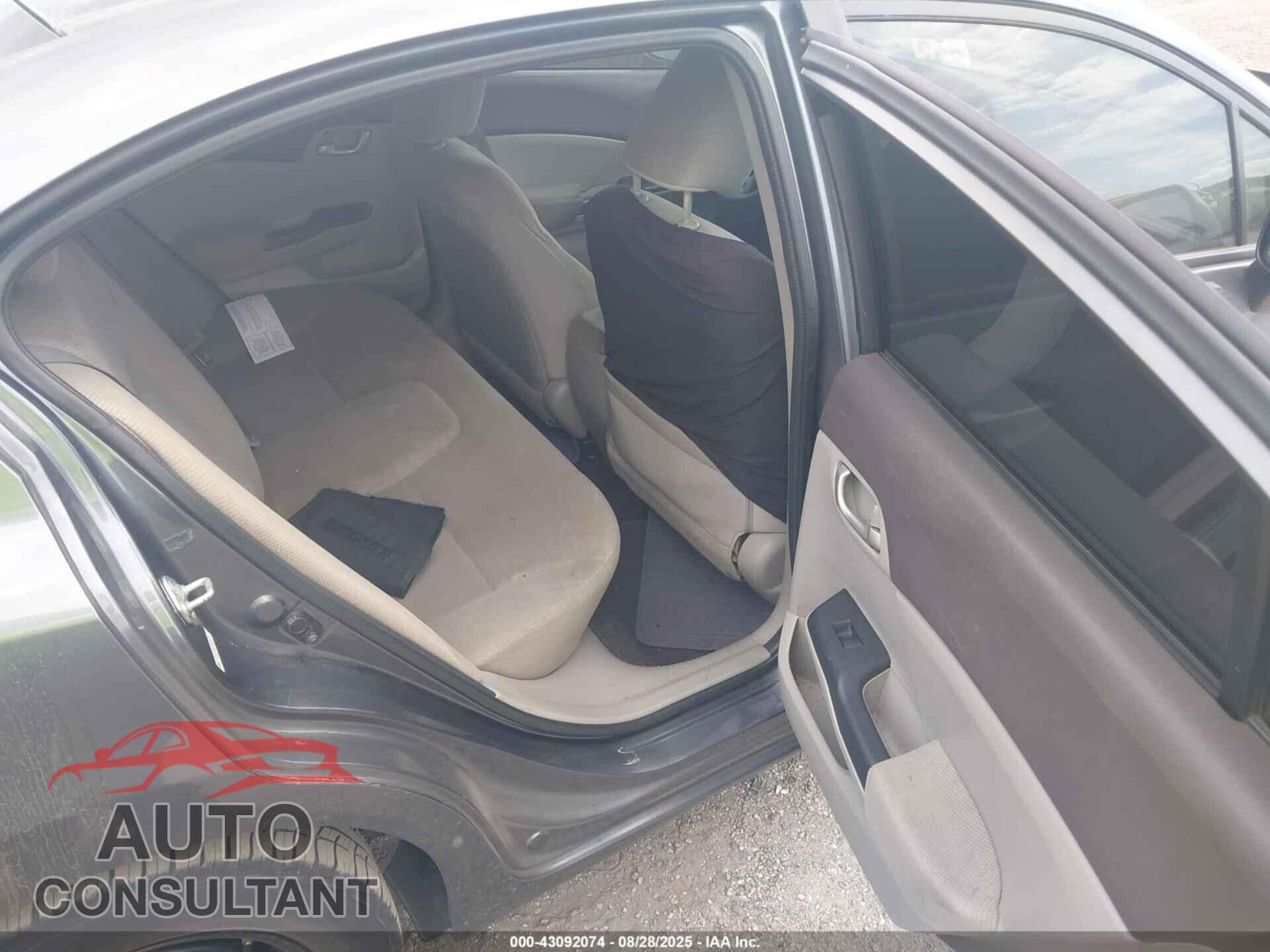 HONDA CIVIC 2012 - 19XFB2F50CE387020