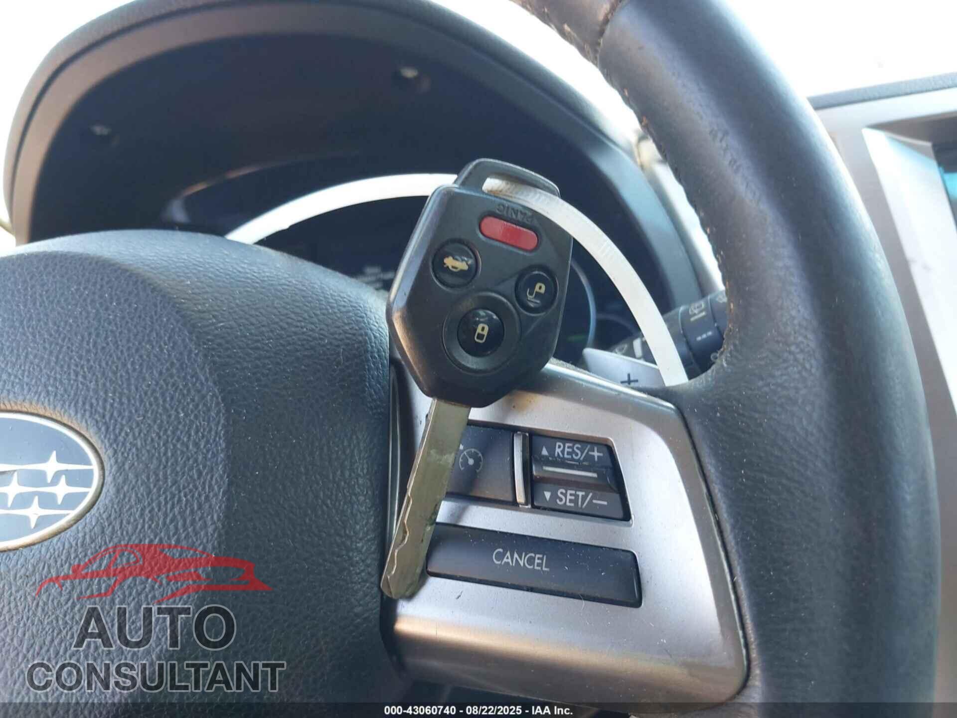 SUBARU OUTBACK 2014 - 4S4BRBMCXE3282938