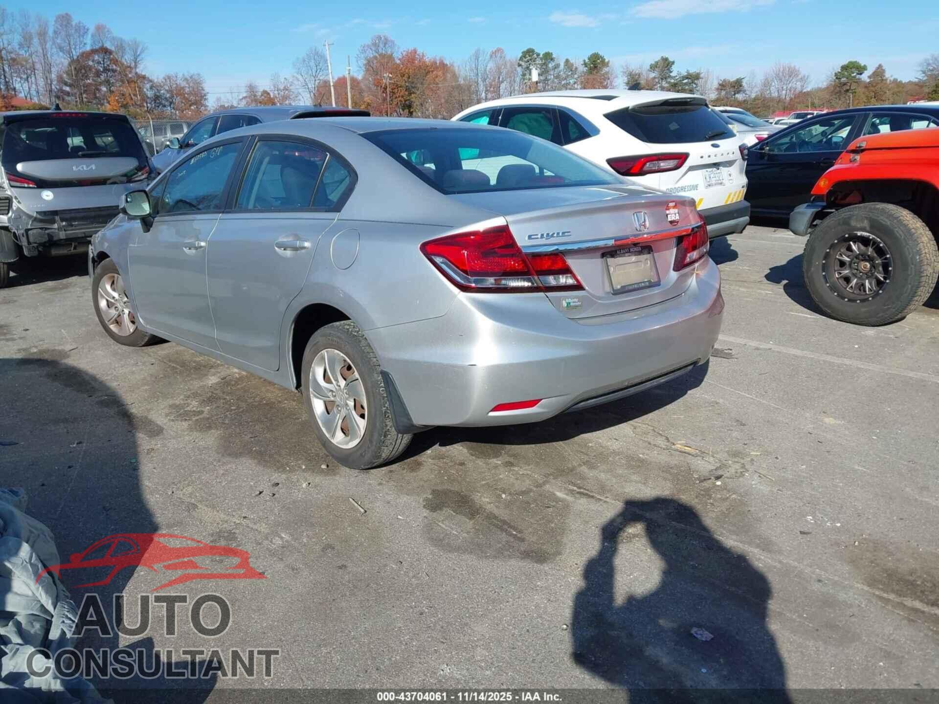 HONDA CIVIC 2013 - 19XFB2F57DE079666