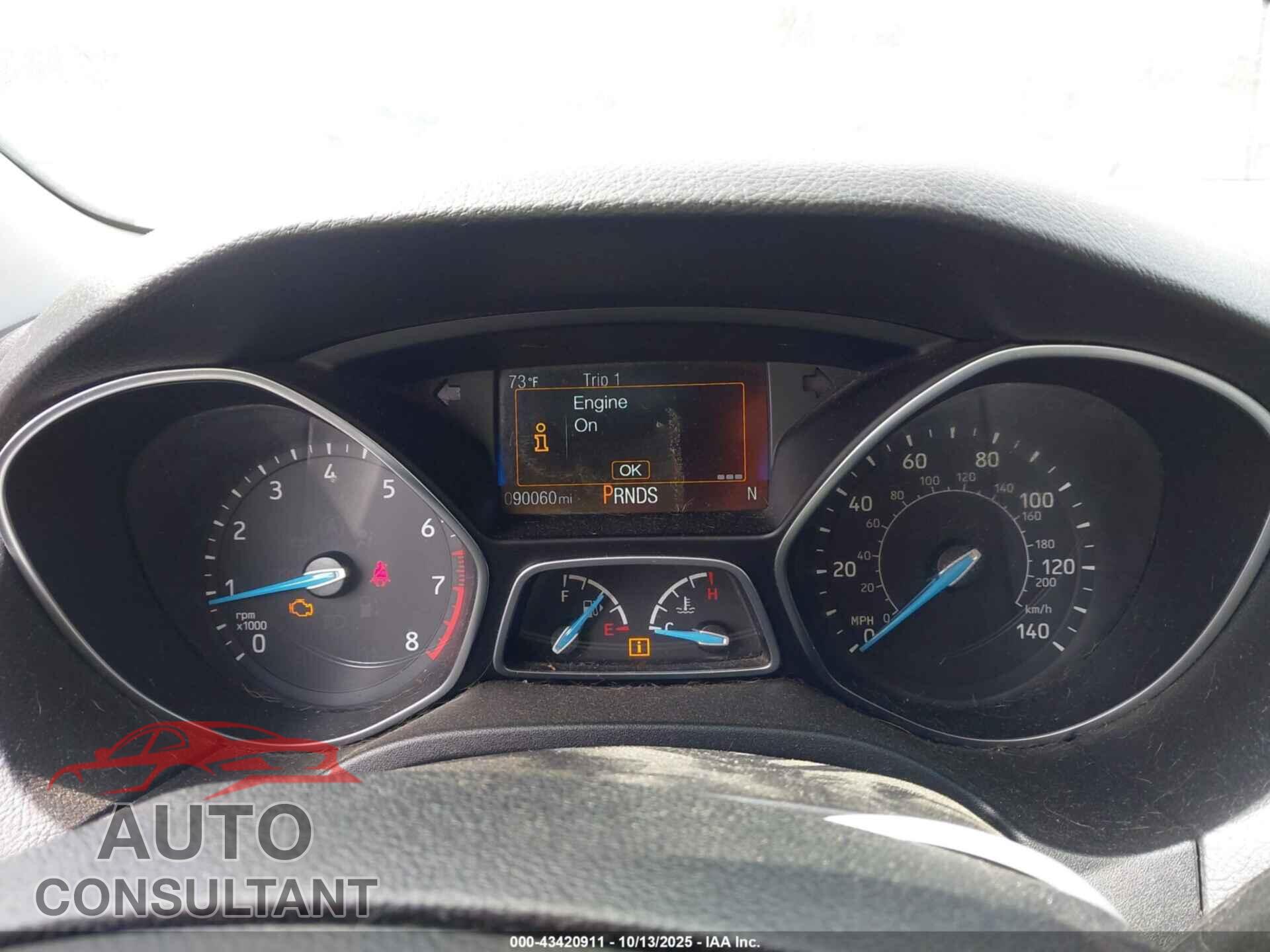FORD FOCUS 2018 - 1FADP3FEXJL205607