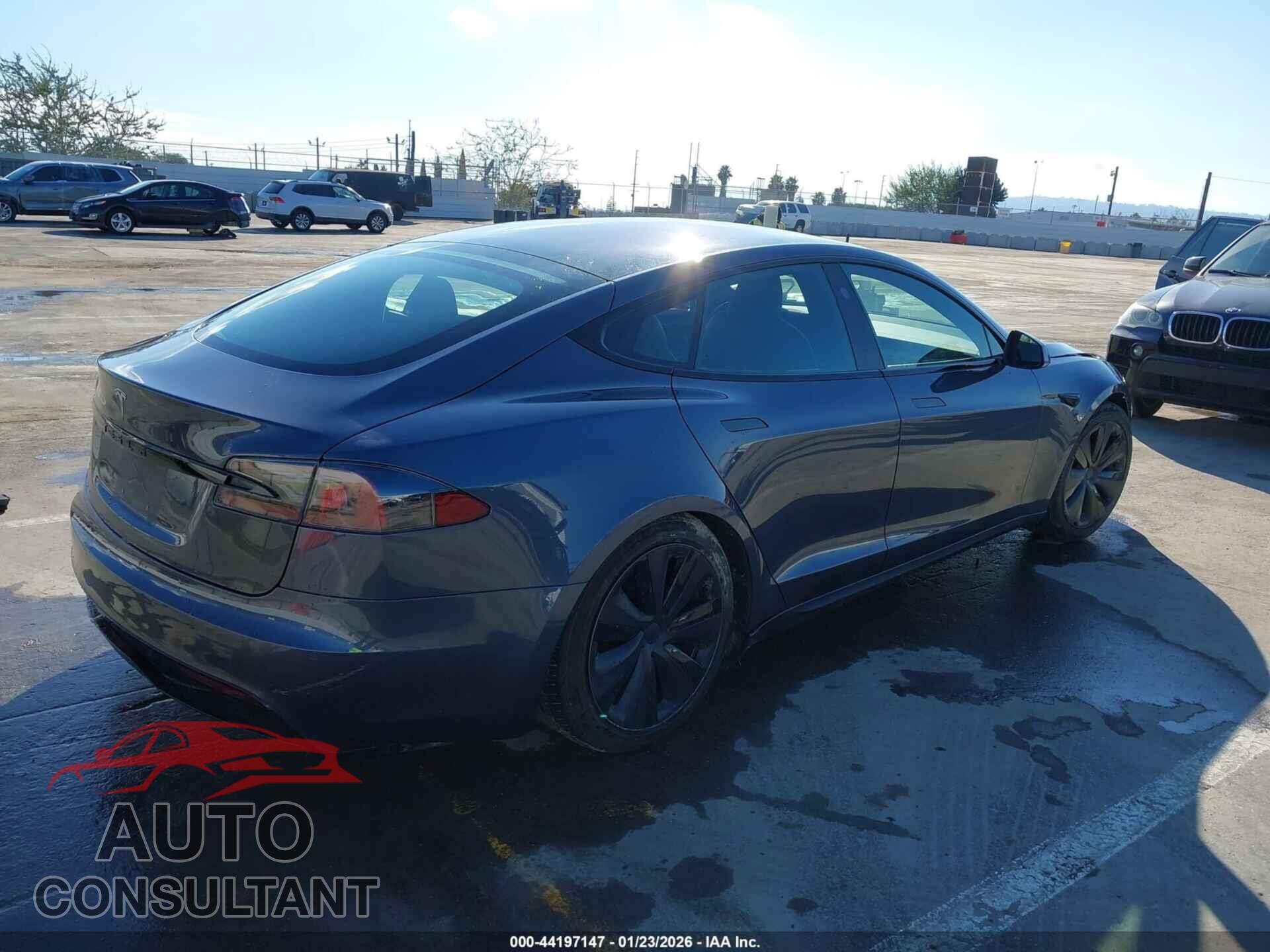 TESLA MODEL S 2021 - 5YJSA1E53MF443573