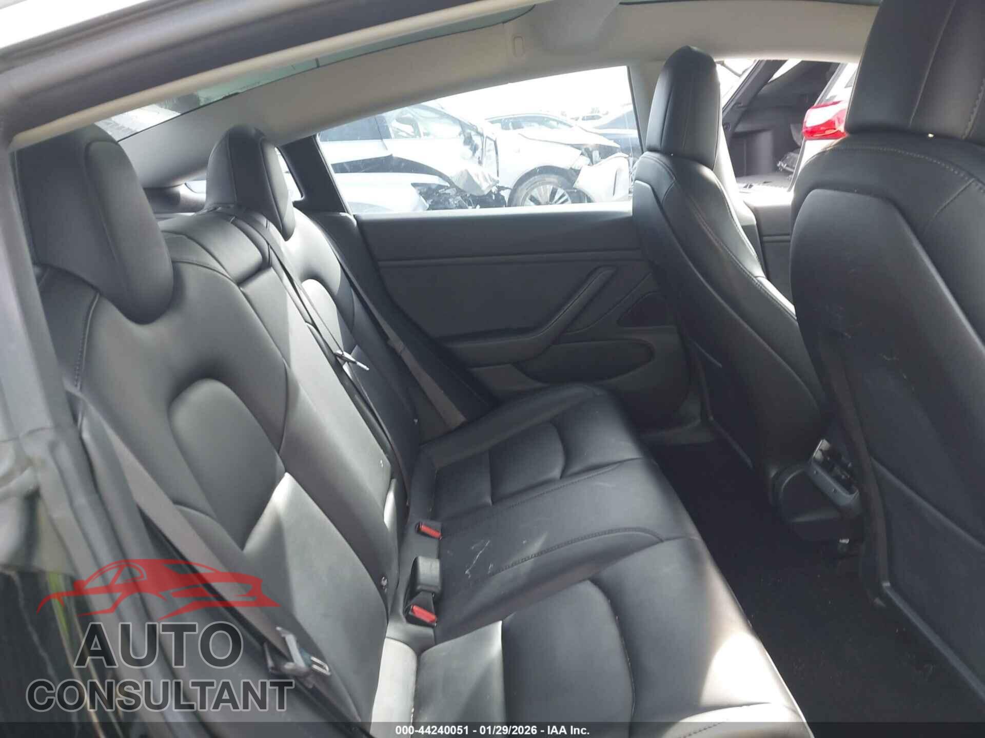 TESLA MODEL 3 2018 - 5YJ3E1EA5JF060414