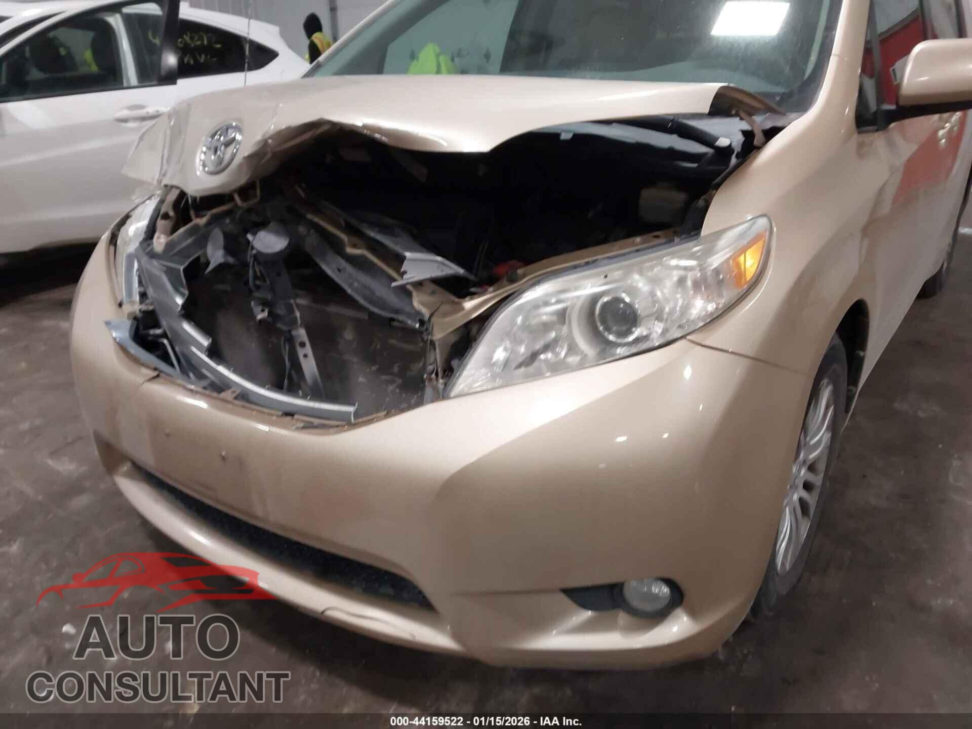 TOYOTA SIENNA 2013 - 5TDYK3DC8DS358422