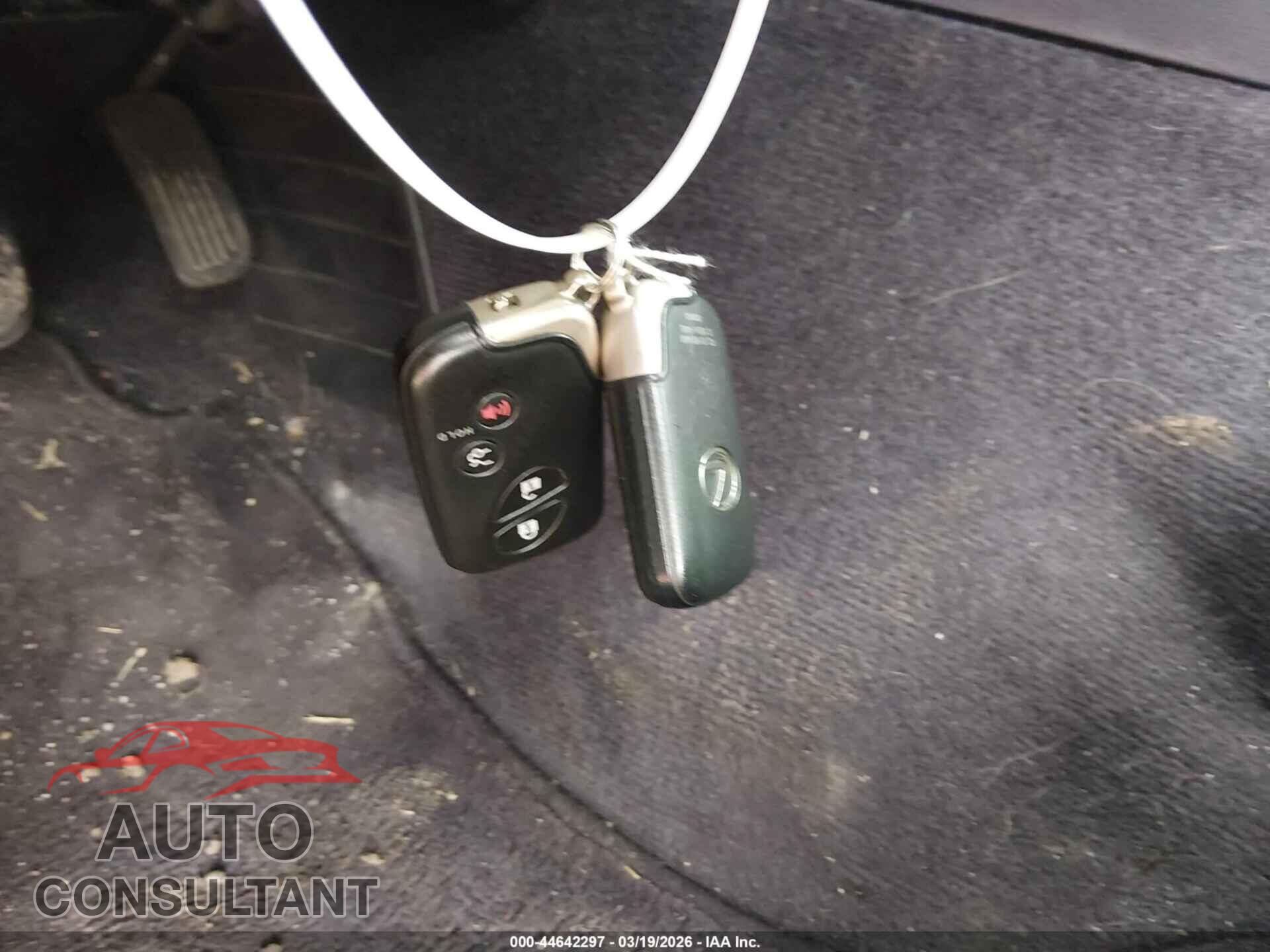 LEXUS IS 250 2010 - JTHCF5C28A2034844
