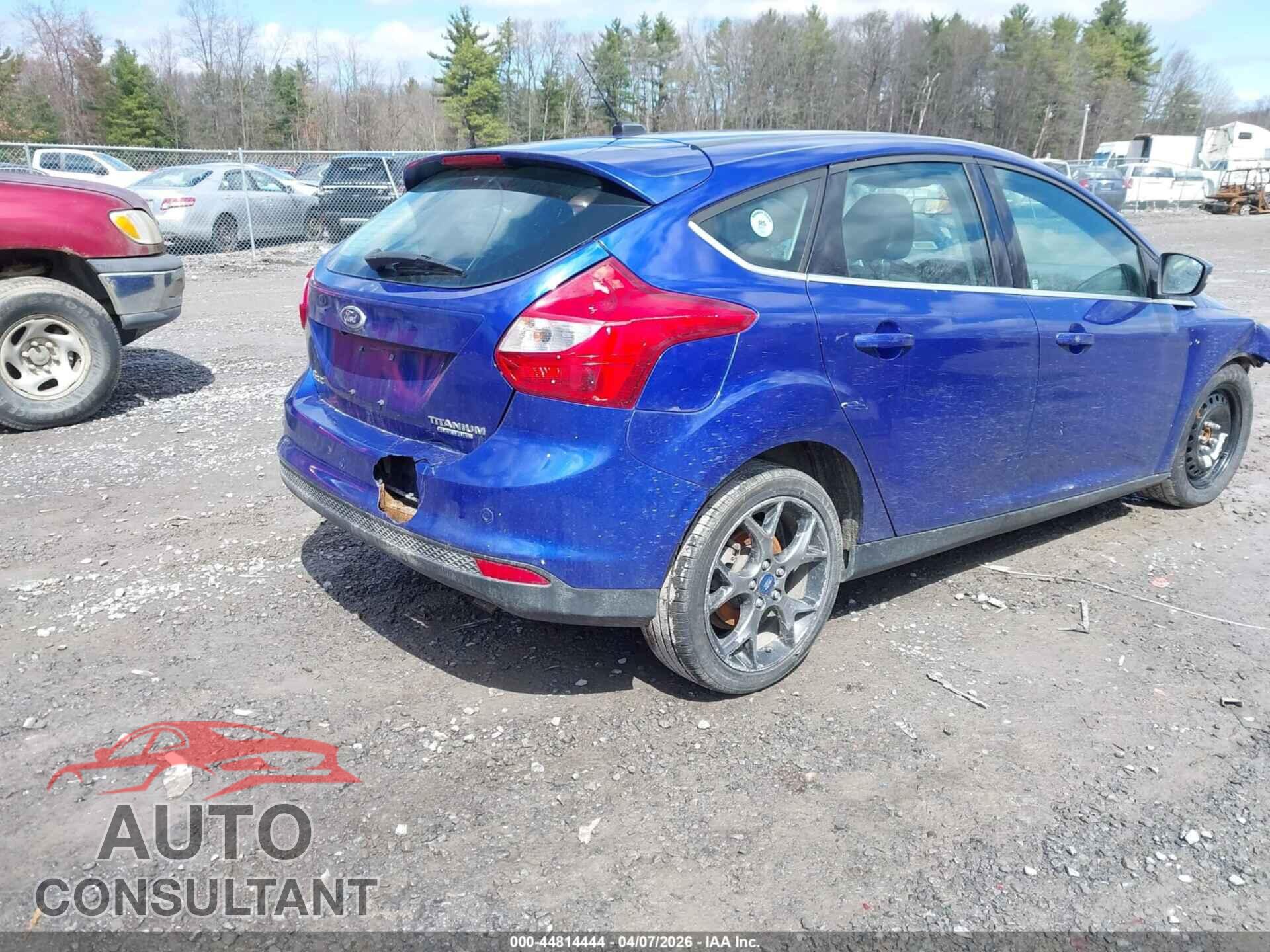 FORD FOCUS 2013 - 1FADP3N24DL136604