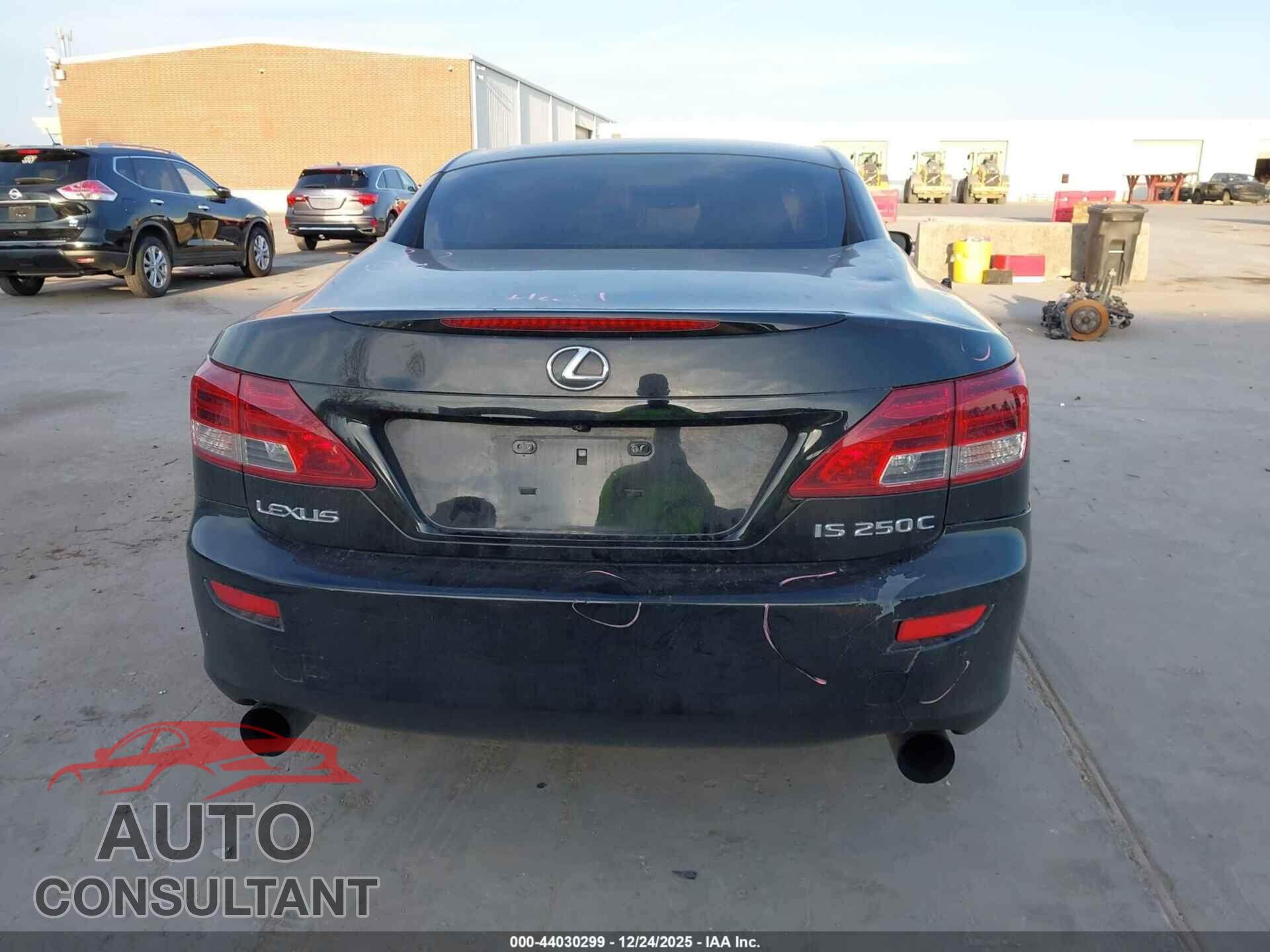 LEXUS IS 250C 2010 - JTHFF2C26A2506650