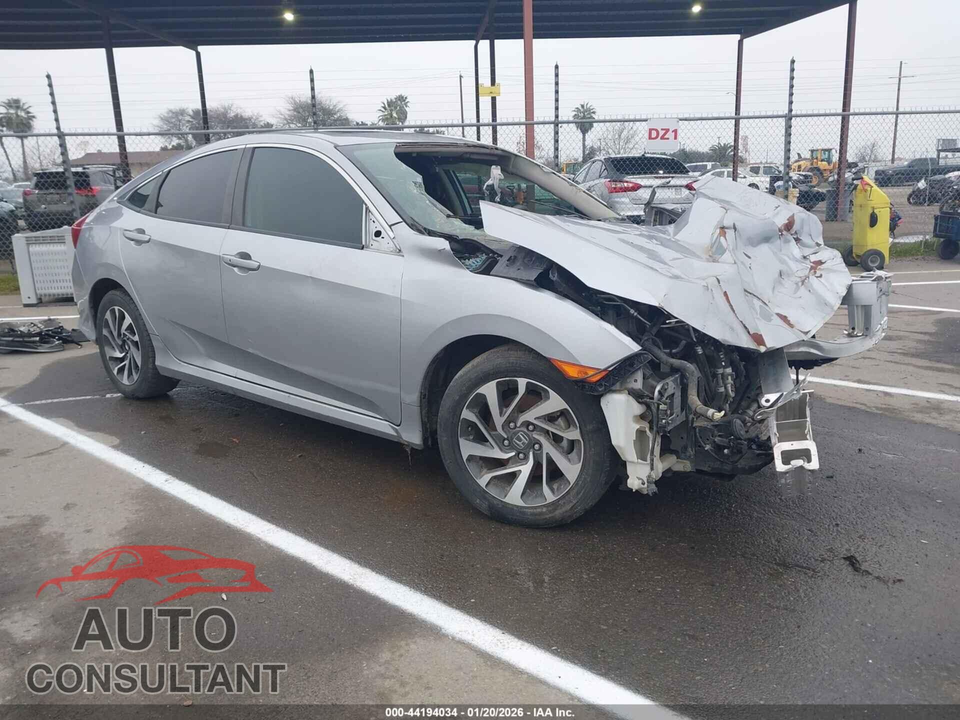HONDA CIVIC 2017 - 19XFC2F76HE215984