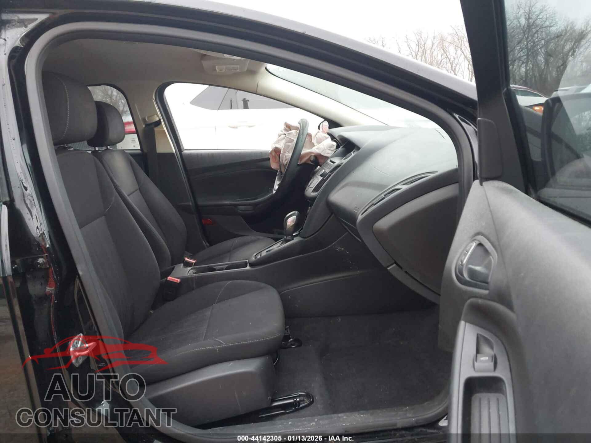 FORD FOCUS 2016 - 1FADP3E23GL258083