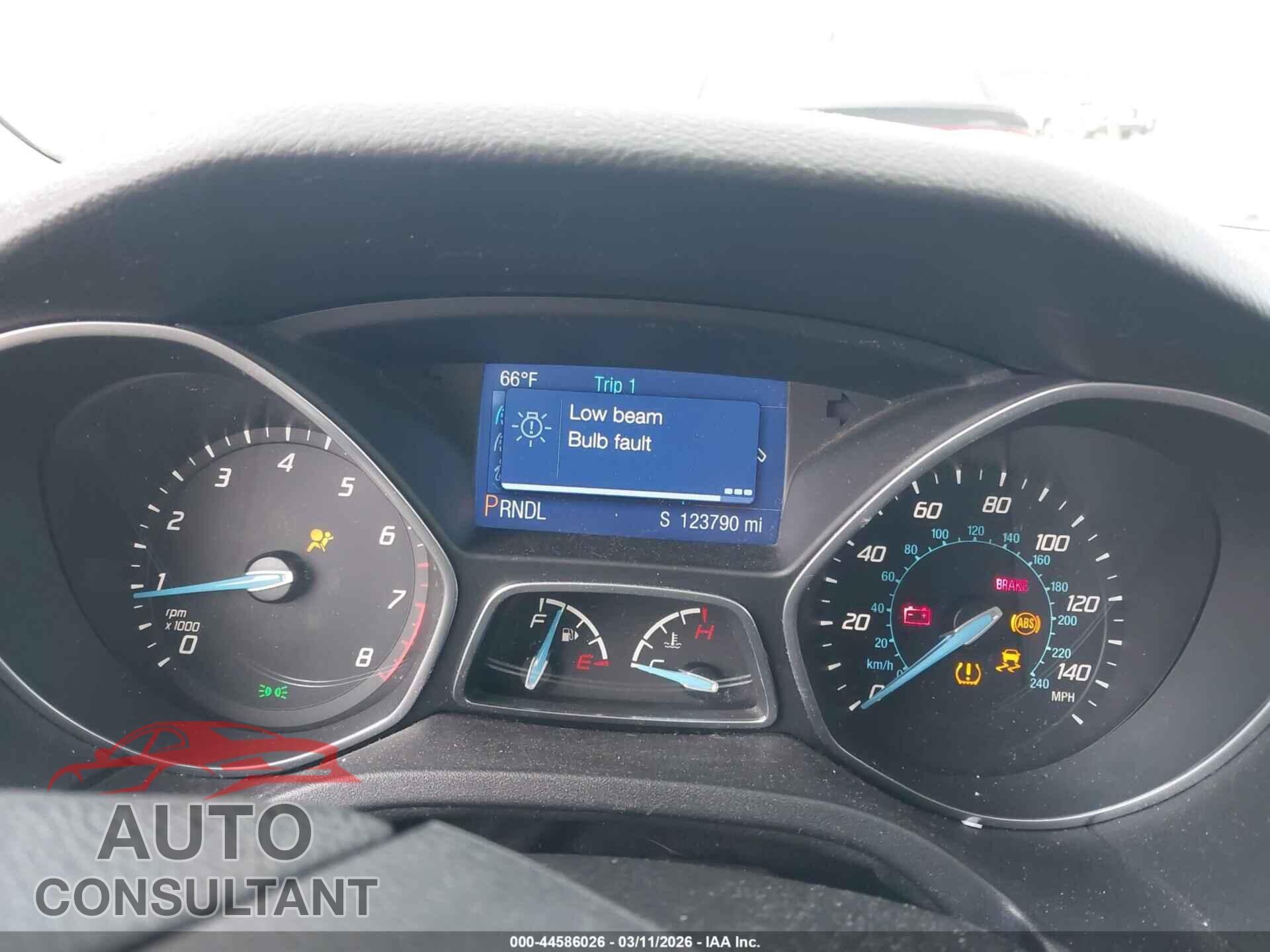 FORD FOCUS 2014 - 1FADP3F20EL184794