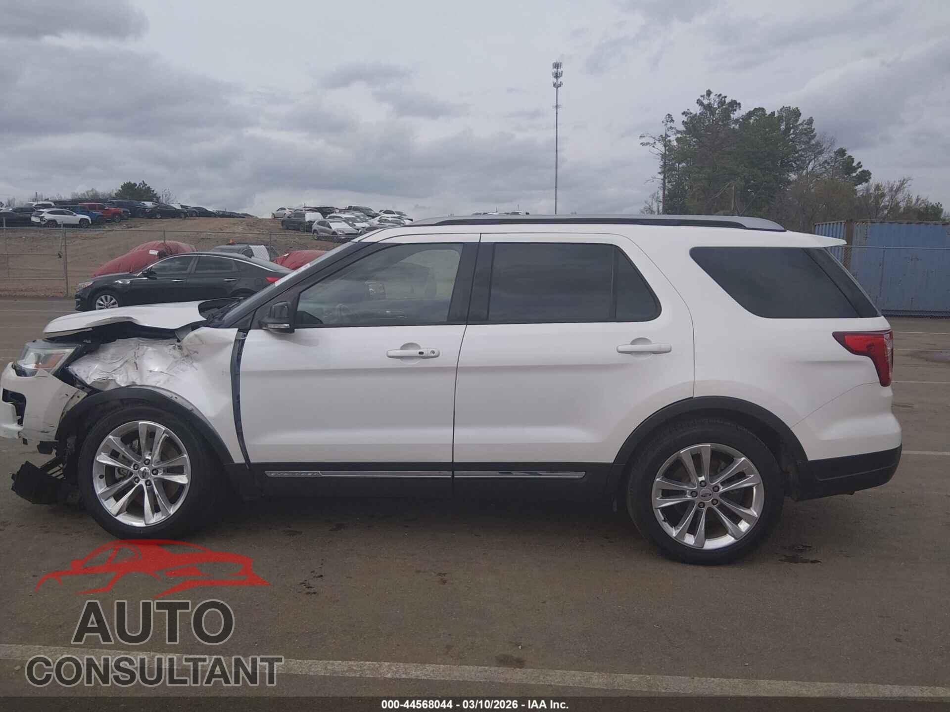 FORD EXPLORER 2018 - 1FM5K7D89JGB97246