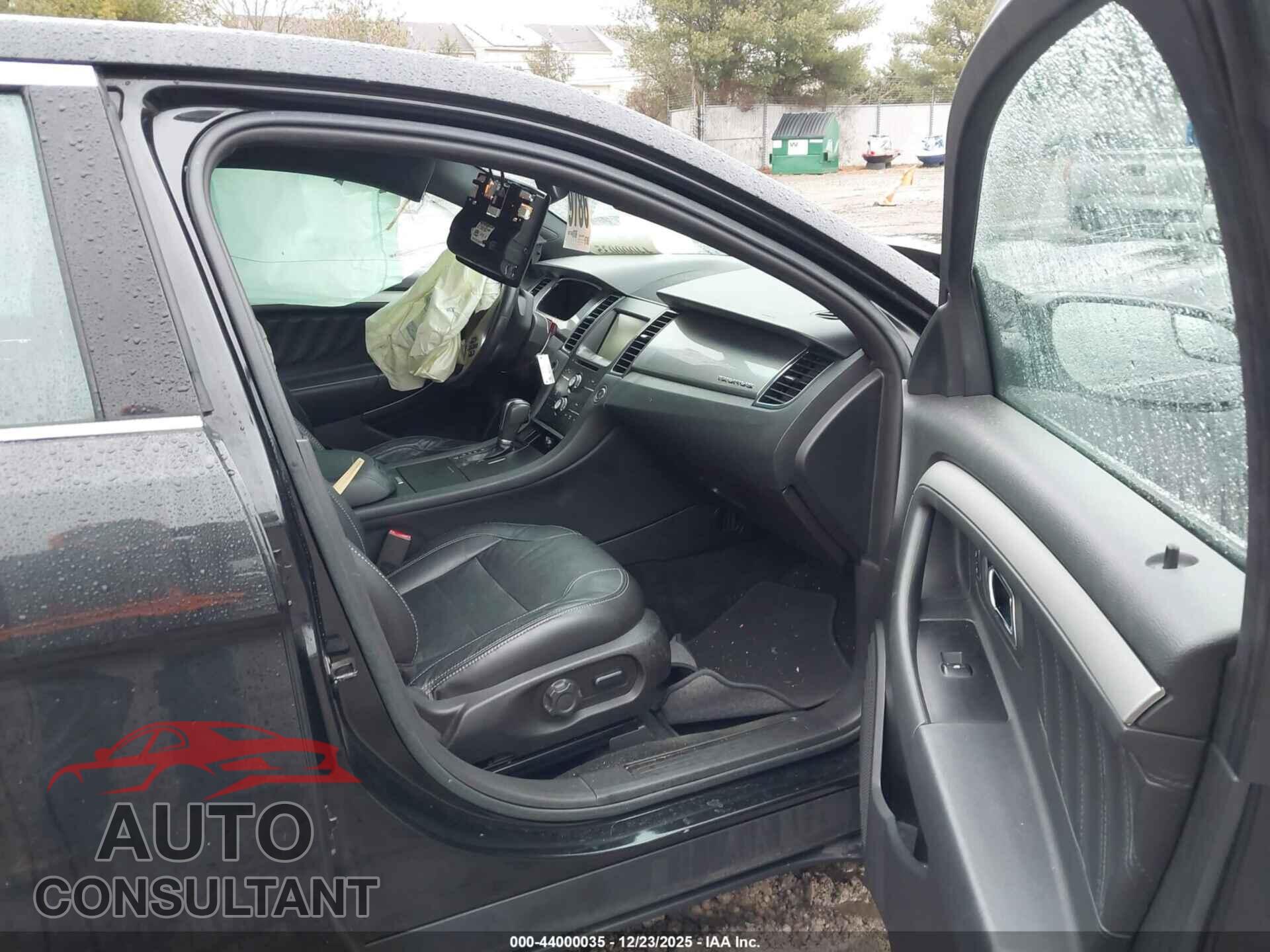 FORD TAURUS 2014 - 1FAHP2E89EG177482