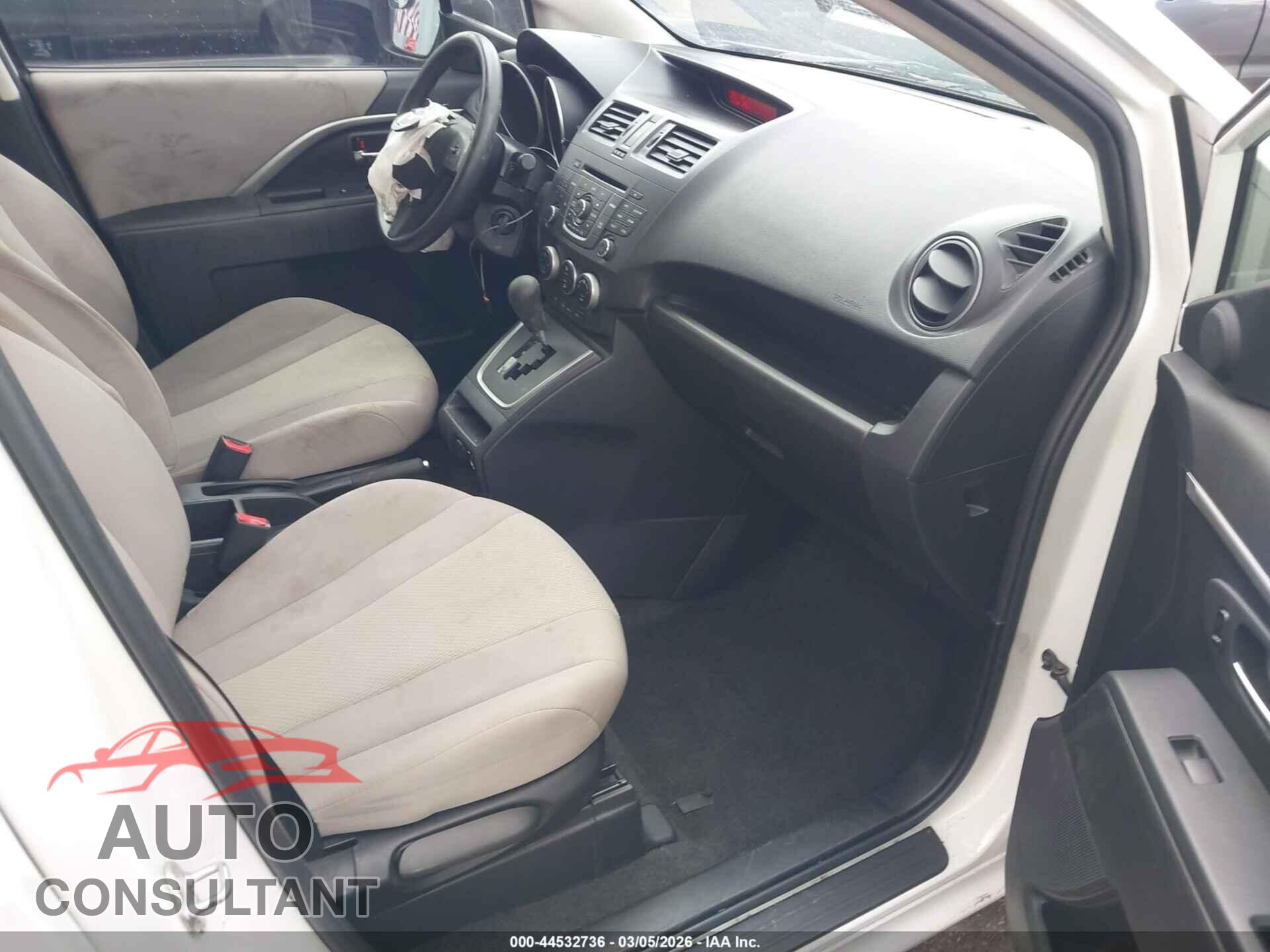 MAZDA MAZDA5 2015 - JM1CW2BL7F0179967