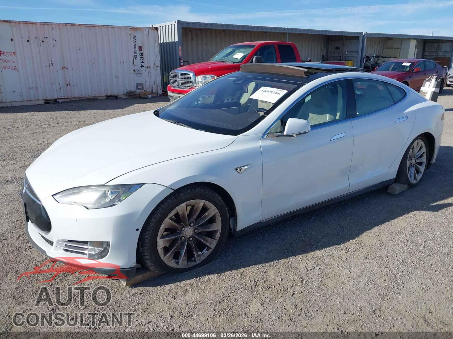 TESLA MODEL S 2016 - 5YJSA1E15GF131739