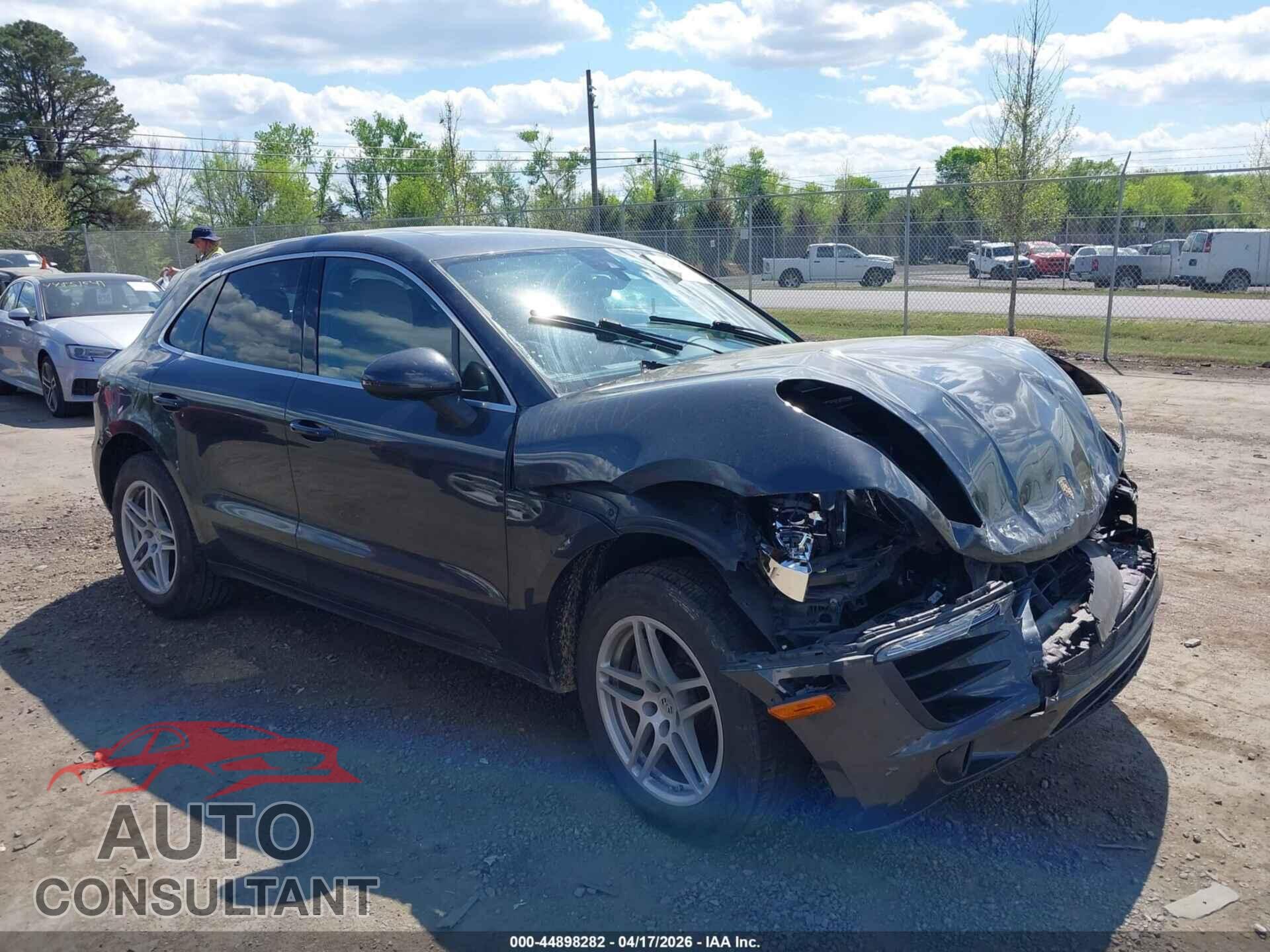 PORSCHE MACAN 2018 - WP1AA2A58JLB12311