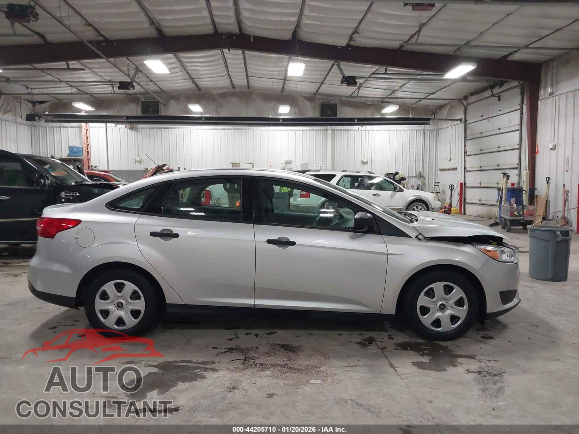 FORD FOCUS 2017 - 1FADP3E2XHL342810
