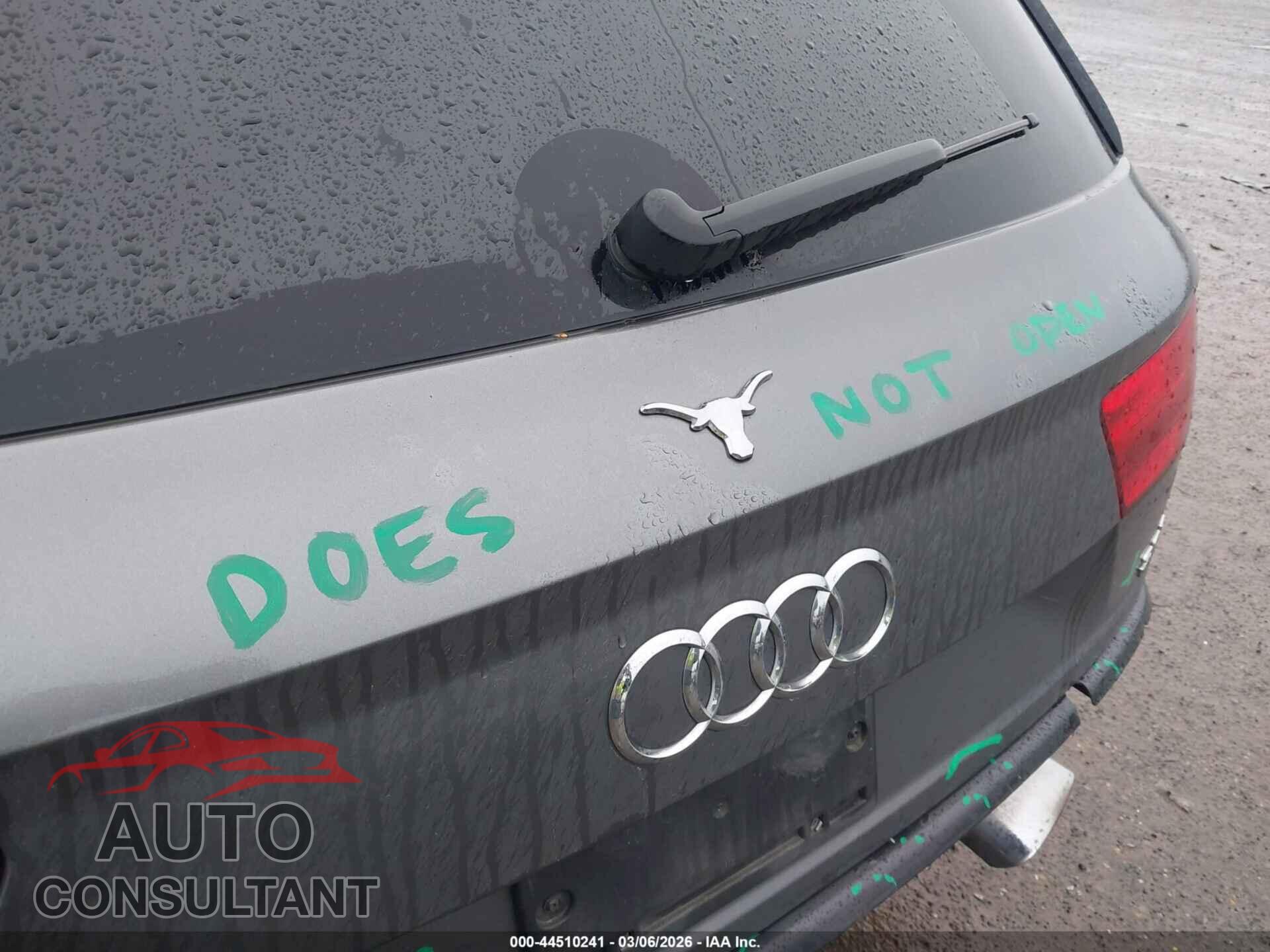 AUDI Q7 2017 - WA1VAAF76HD007773
