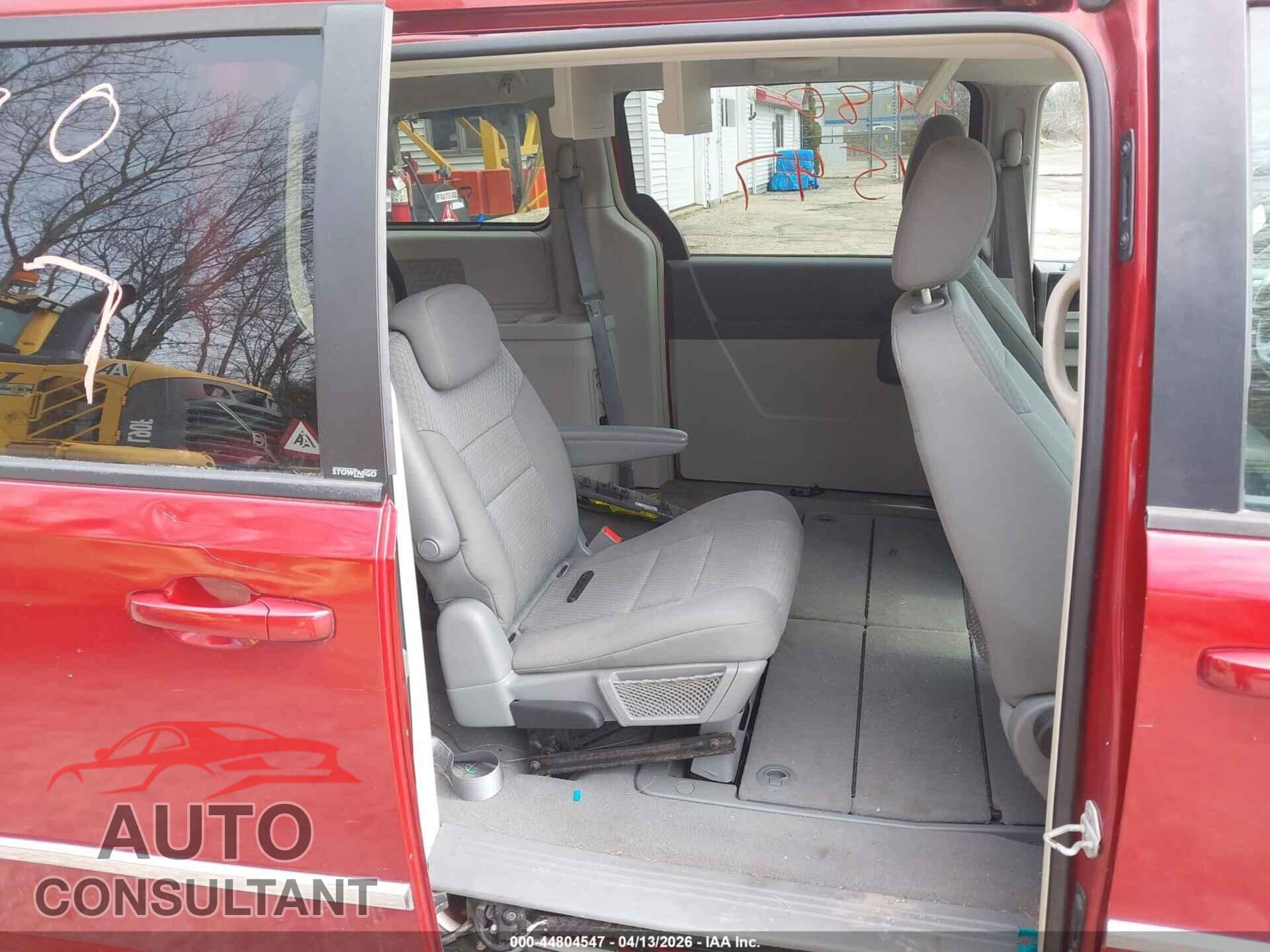 DODGE GRAND CARAVAN 2010 - 2D4RN5DX5AR126328
