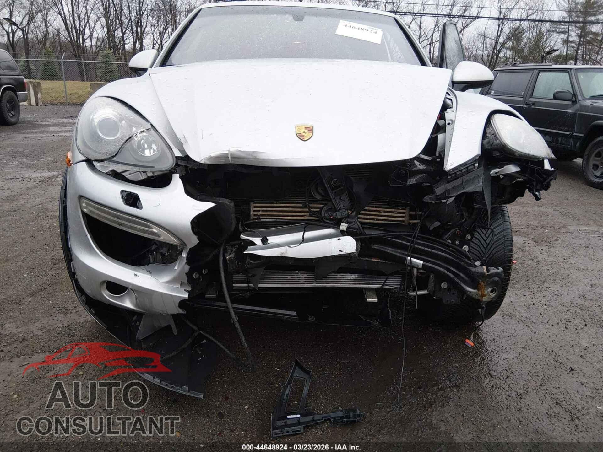 PORSCHE CAYENNE 2012 - WP1AA2A20CLA11434