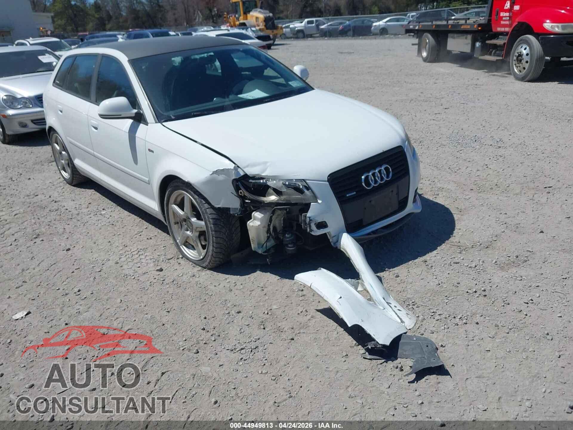 AUDI A3 2010 - WAUMFAFM5AA076953