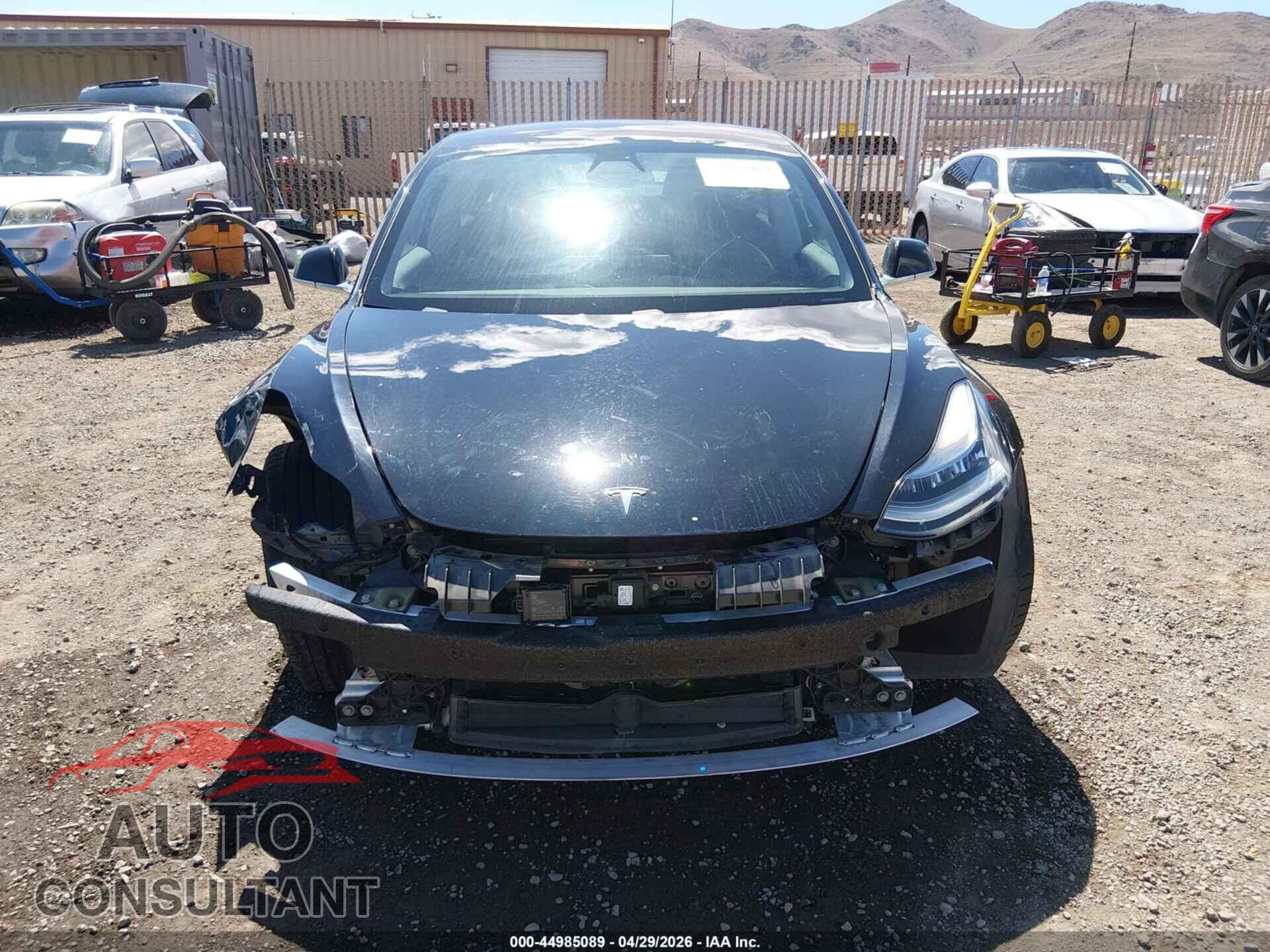 TESLA MODEL 3 2018 - 5YJ3E1EA8JF056499