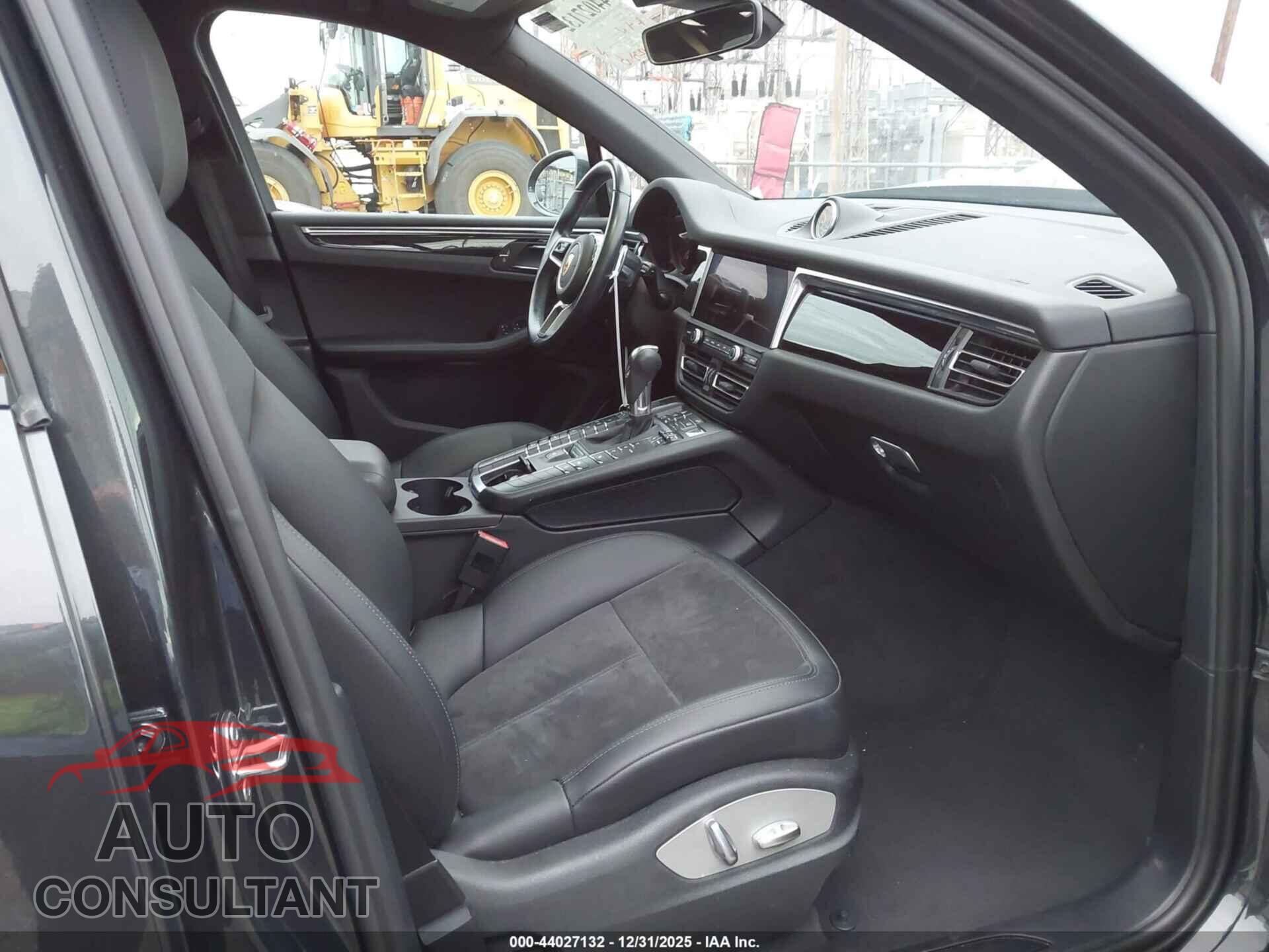 PORSCHE MACAN 2021 - WP1AA2A56MLB16071