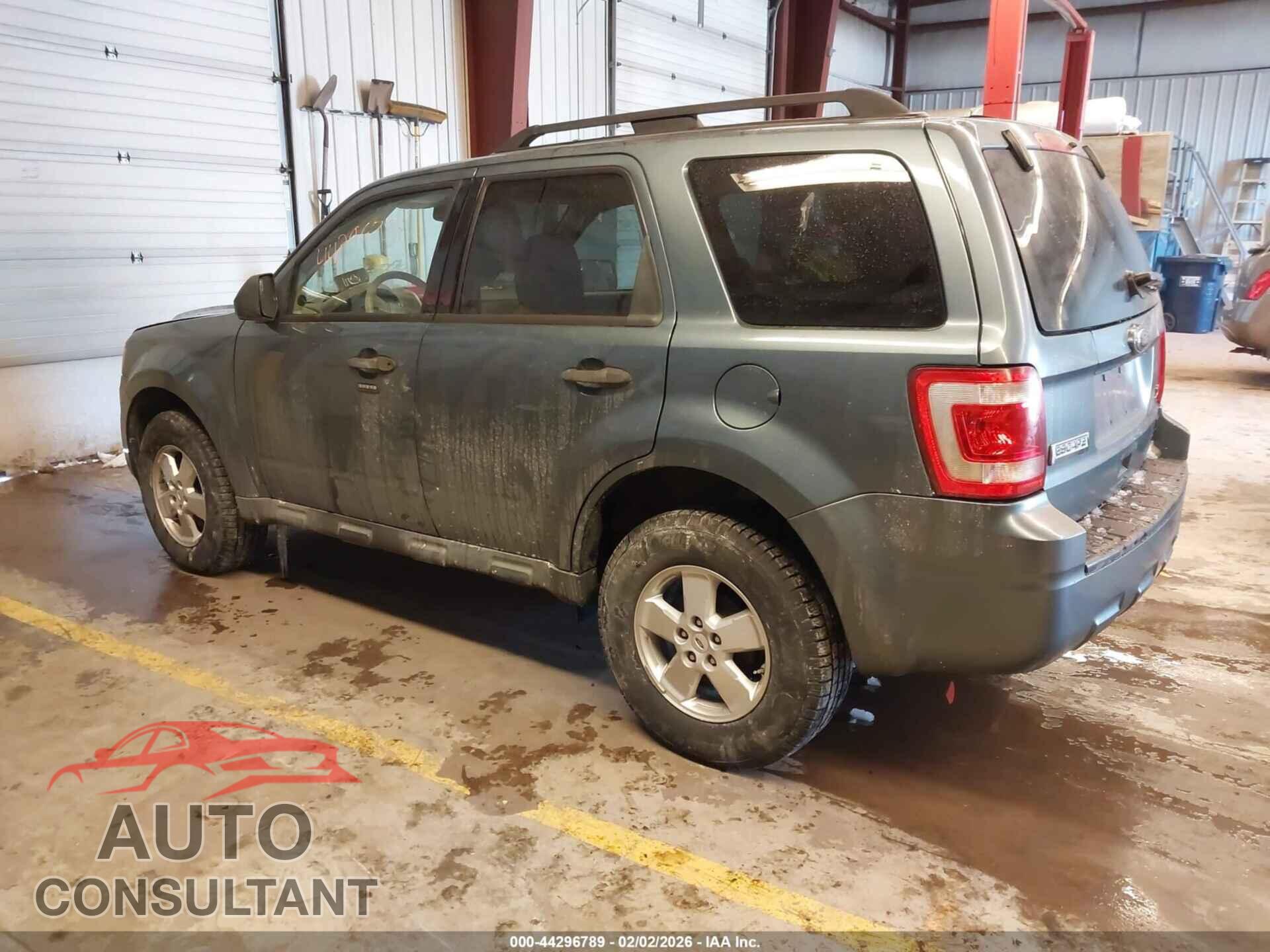 FORD ESCAPE 2010 - 1FMCU9DG1AKC62883