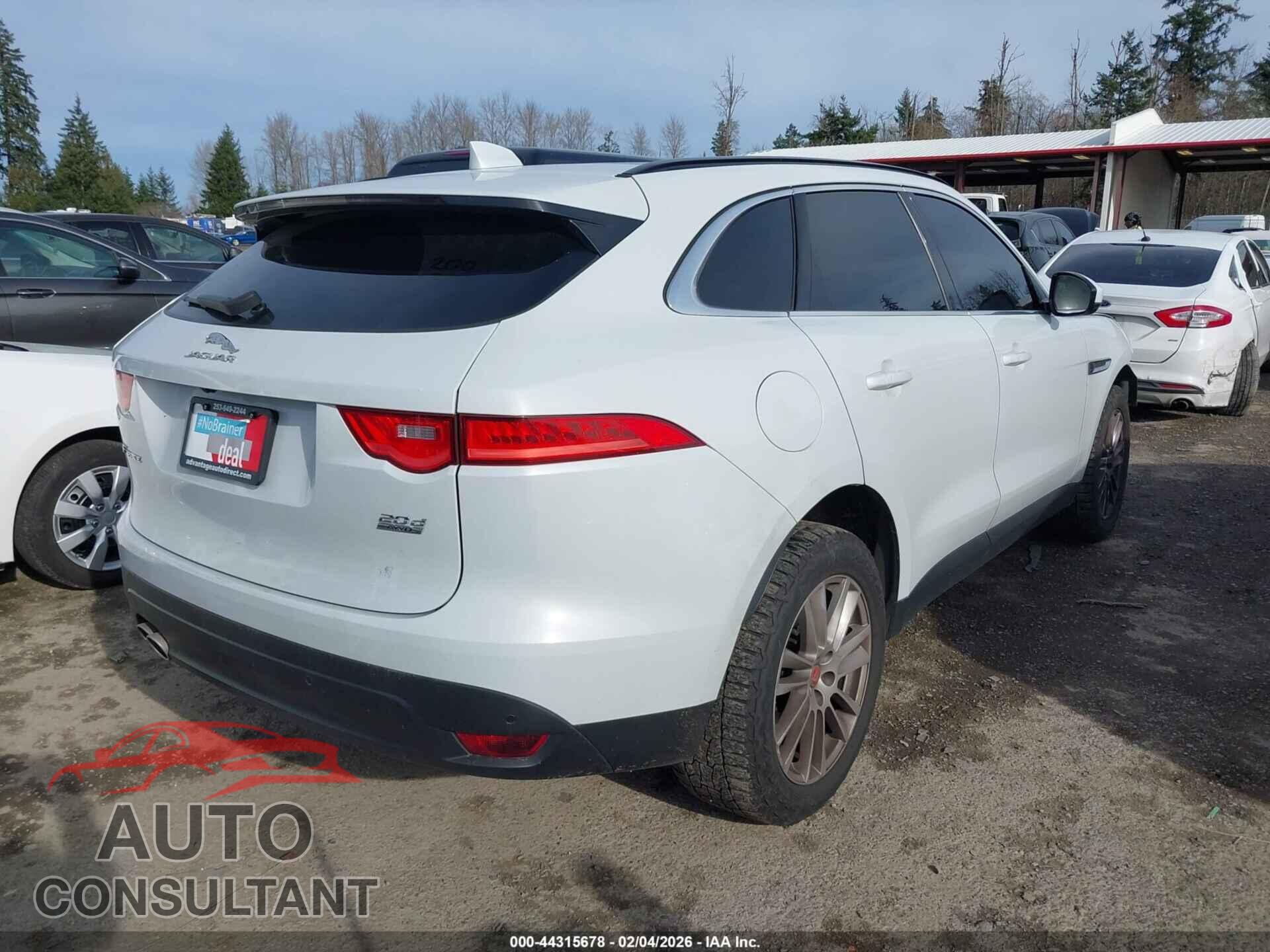 JAGUAR F-PACE 2017 - SADCK2BN5HA496256