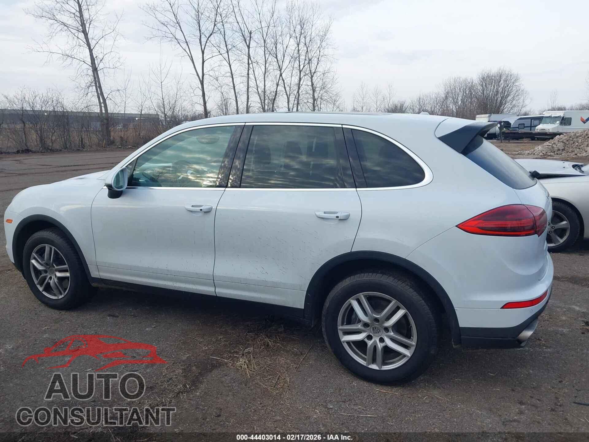 PORSCHE CAYENNE 2016 - WP1AA2A23GLA09960