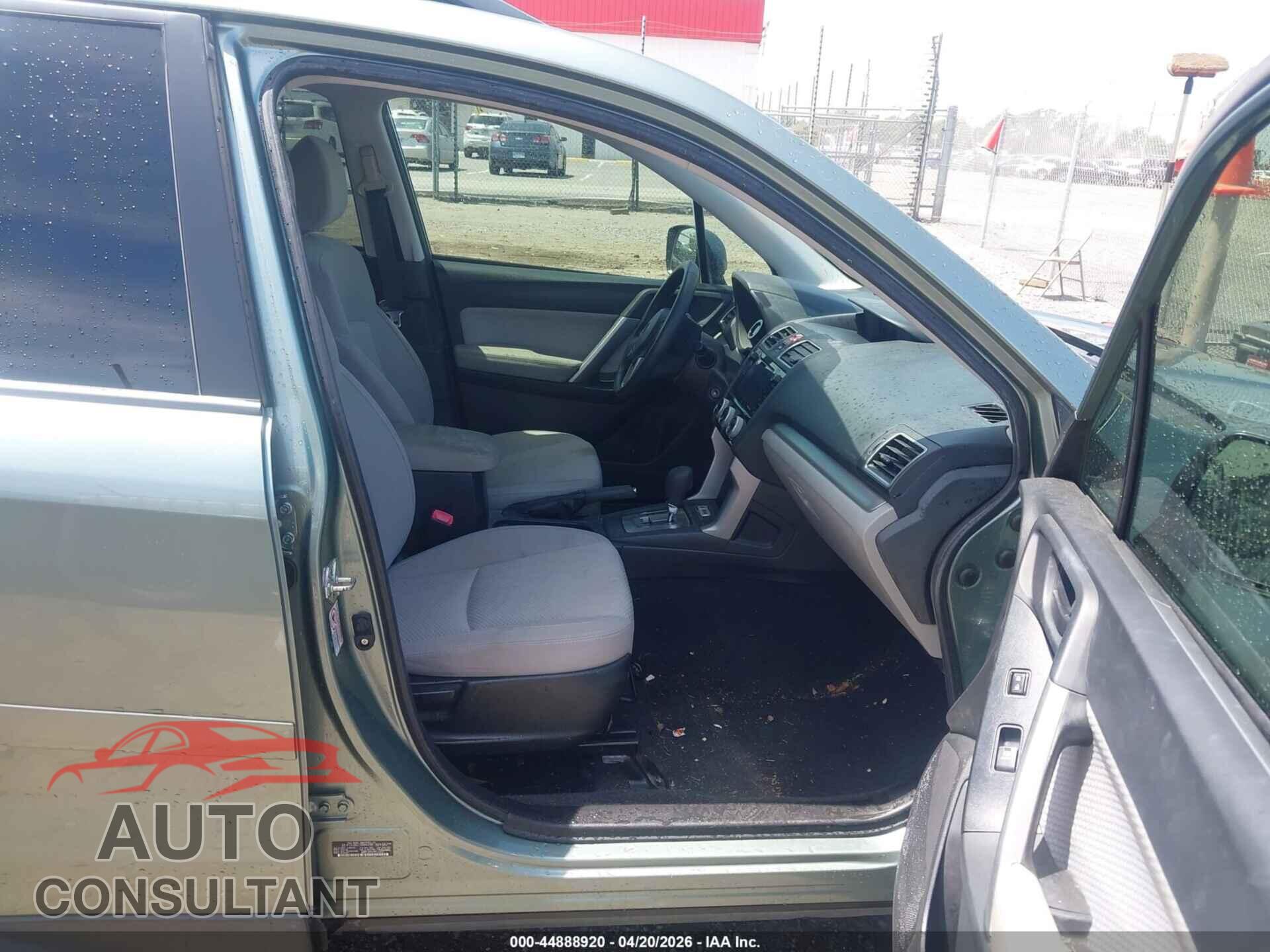 SUBARU FORESTER 2017 - JF2SJADC0HH444090