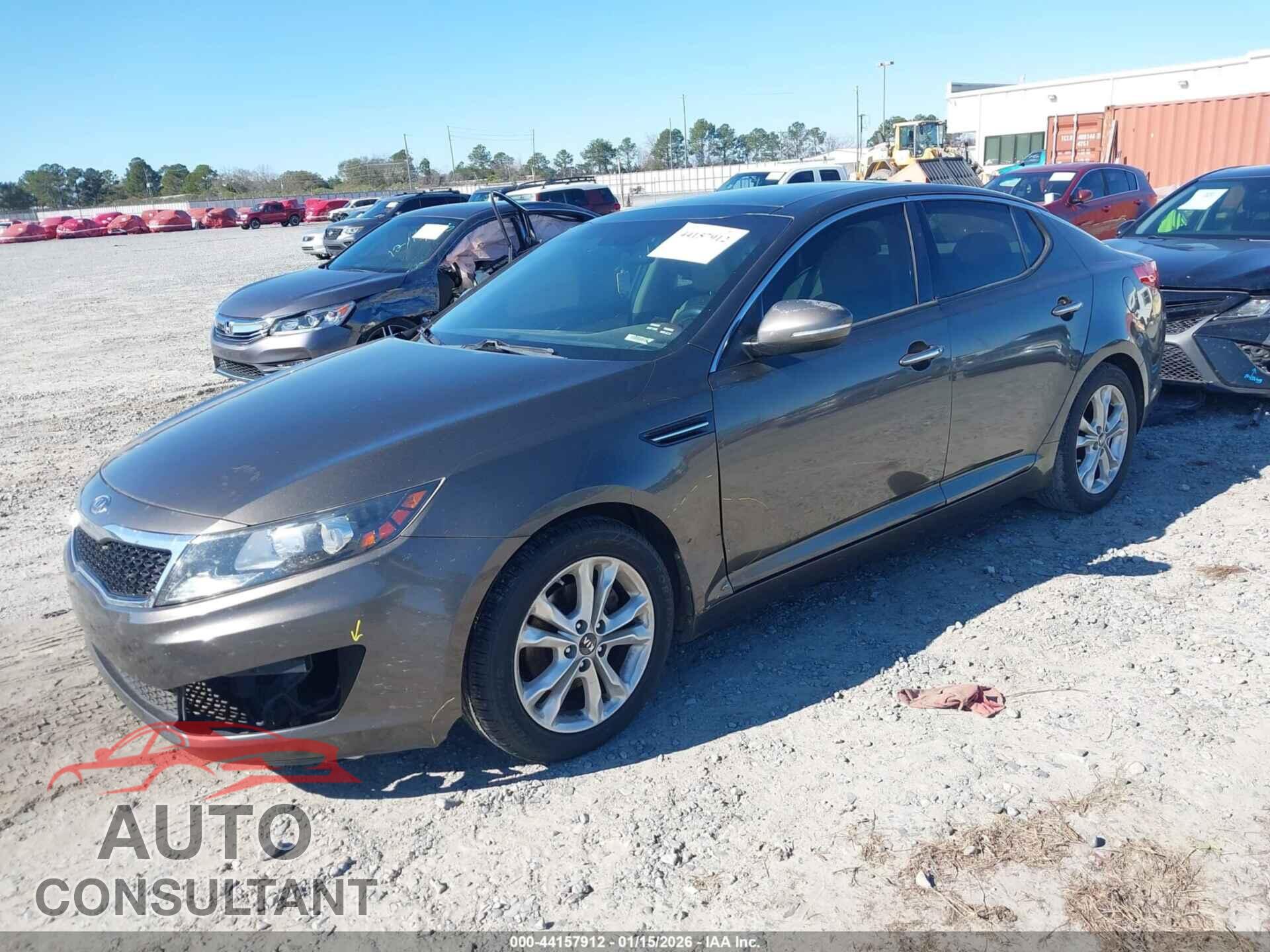 KIA OPTIMA 2011 - KNAGN4A7XB5070563