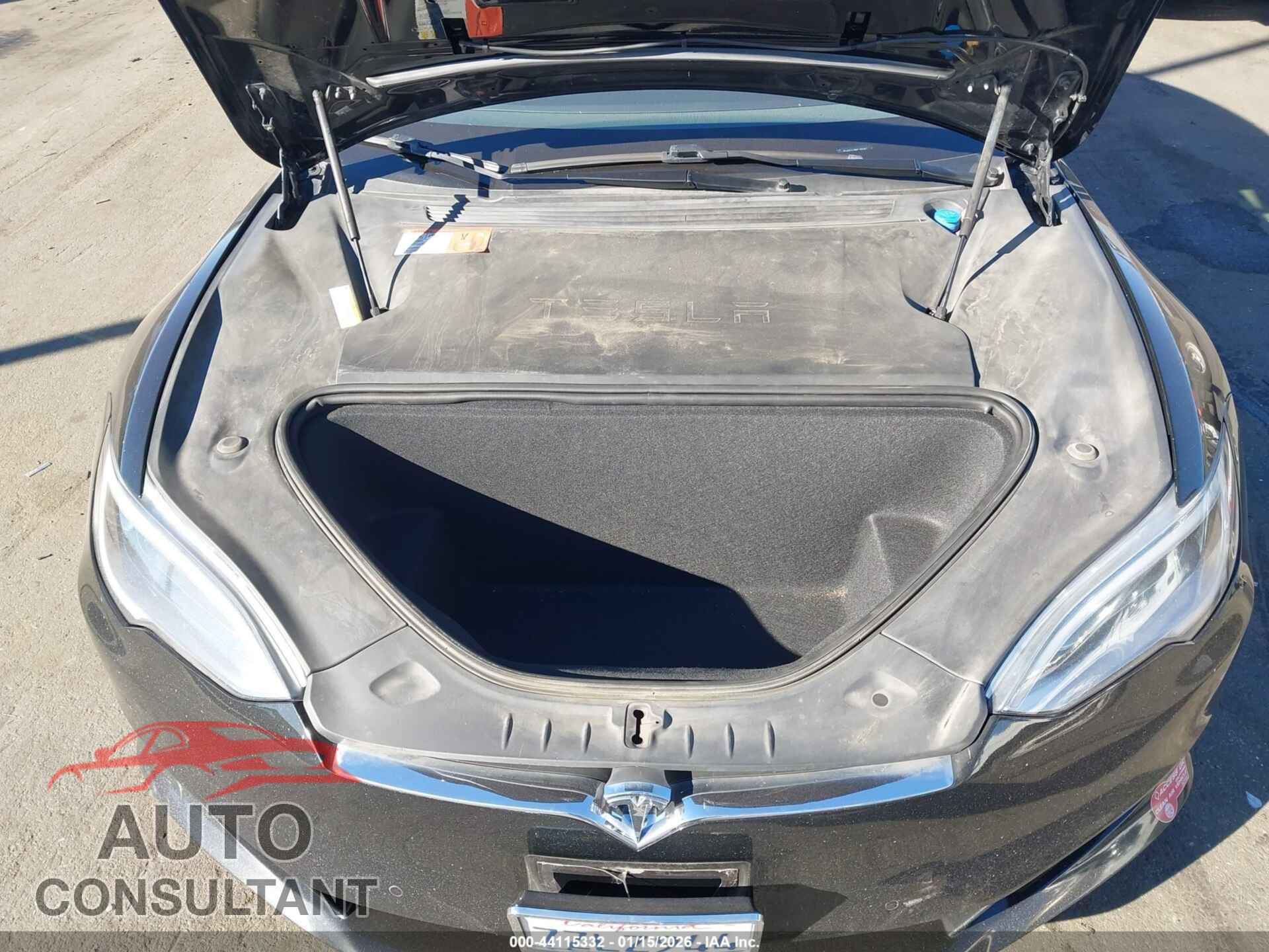TESLA MODEL S 2017 - 5YJSA1E2XHF193387