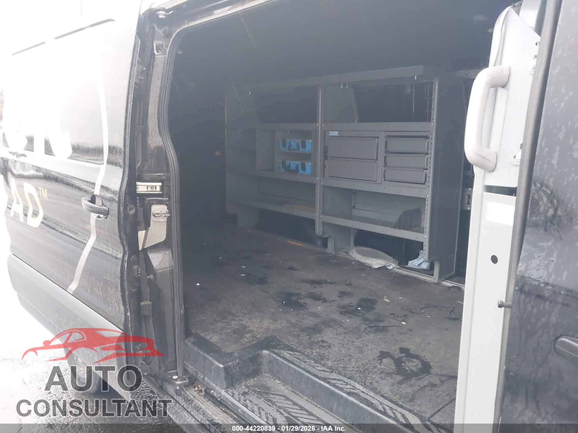 FORD TRANSIT-250 2017 - 1FTYR2YM6HKB57740