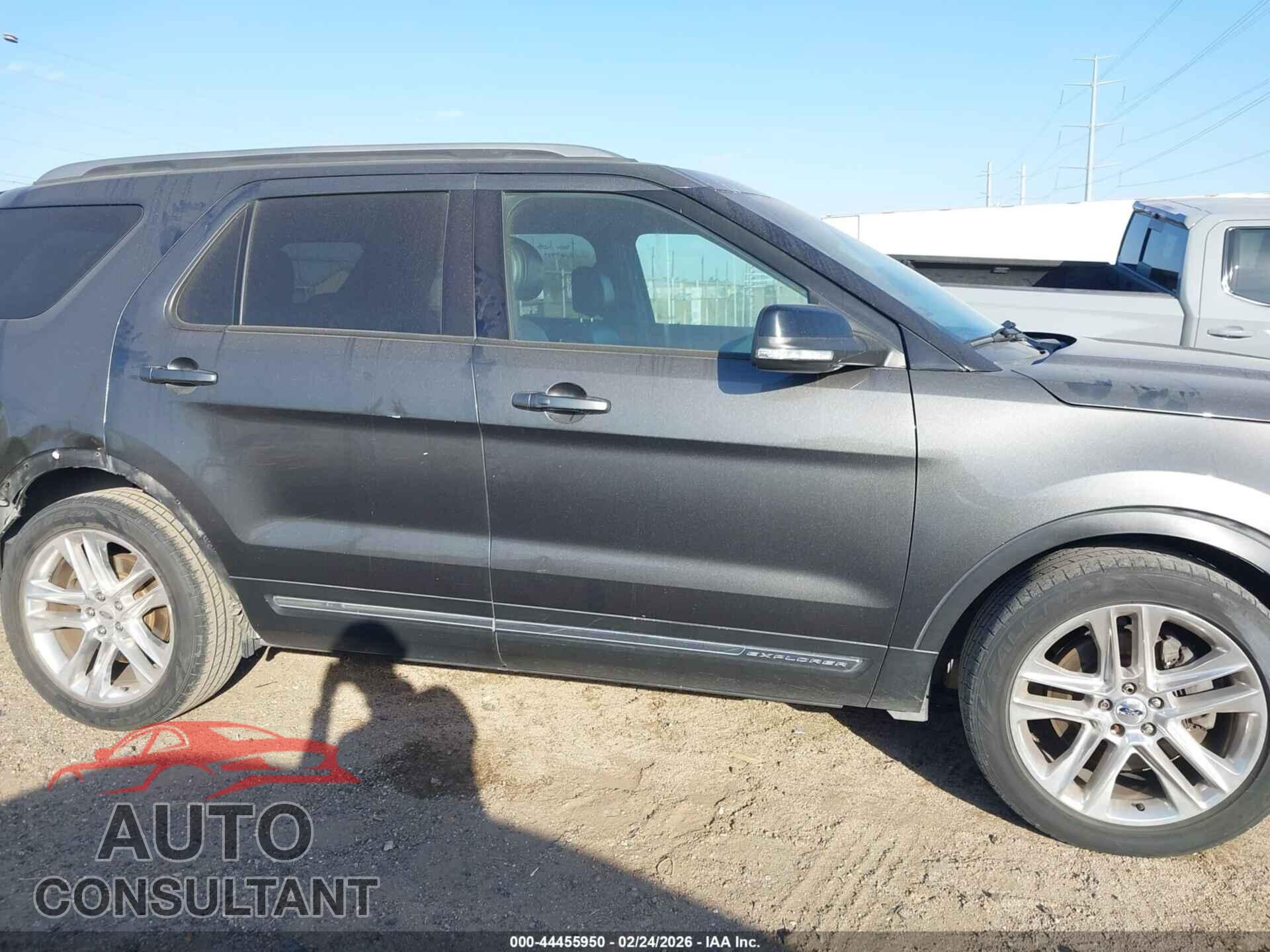 FORD EXPLORER 2016 - 1FM5K7D83GGD26381